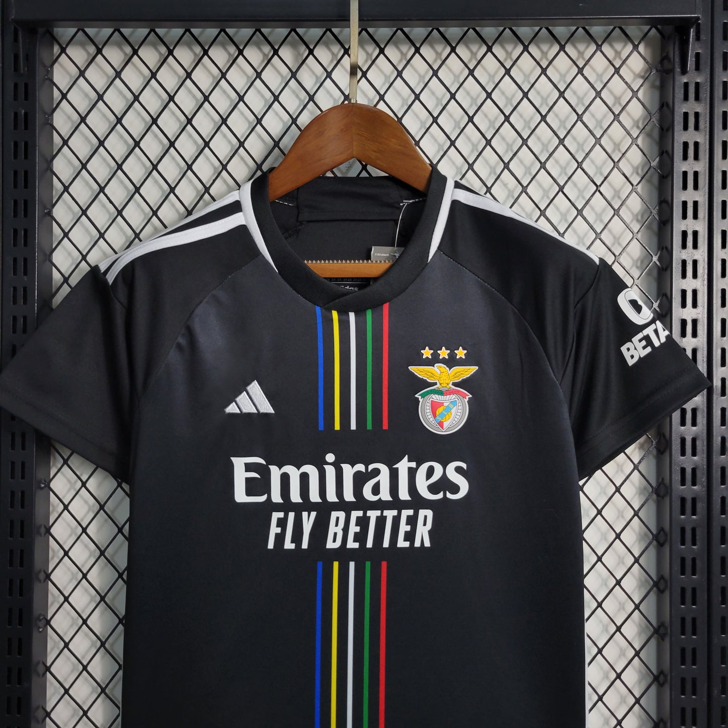 Kit Infantil do Benfica Reserva 2023/2024