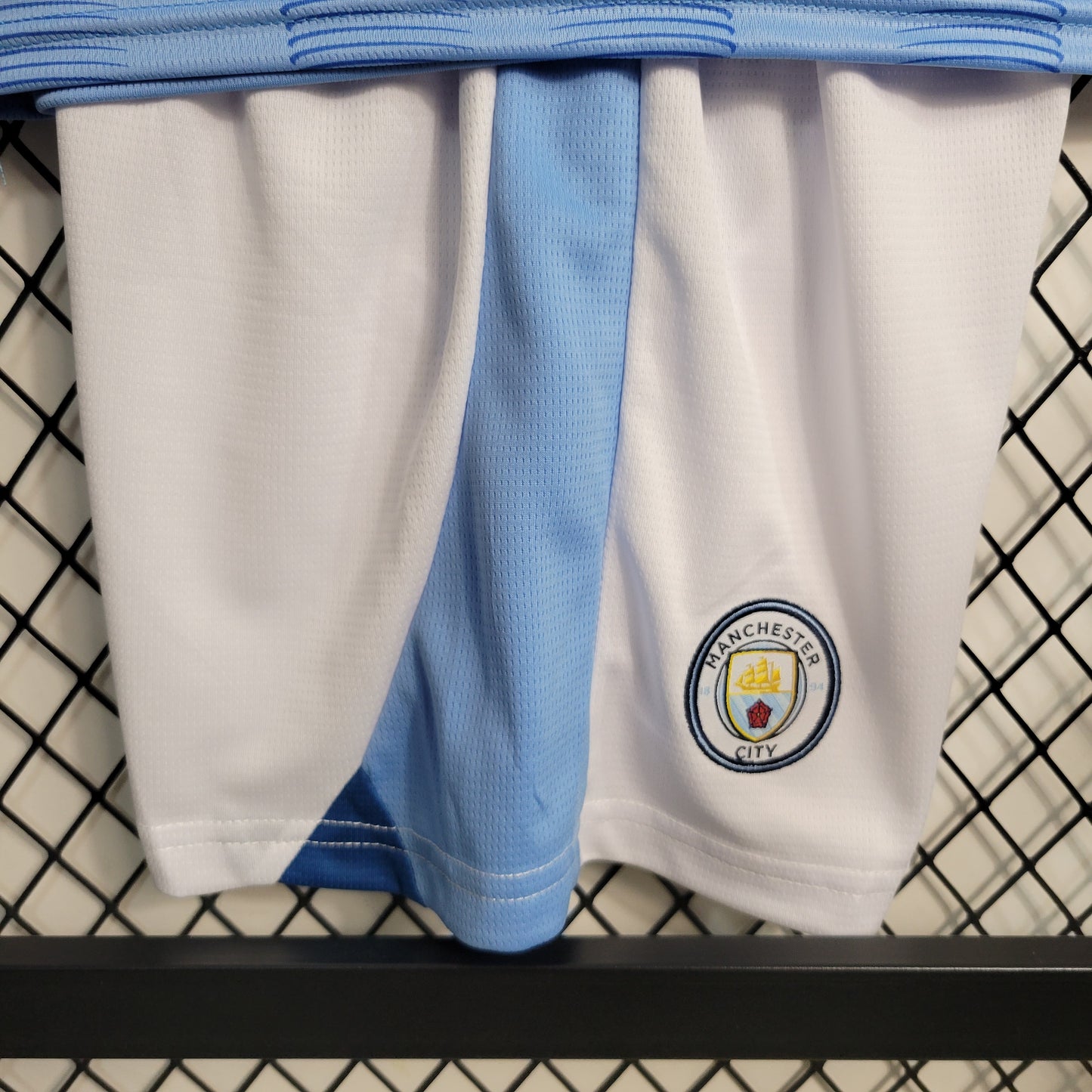 Kit Infantil do Manchester City Titular 2023/2024