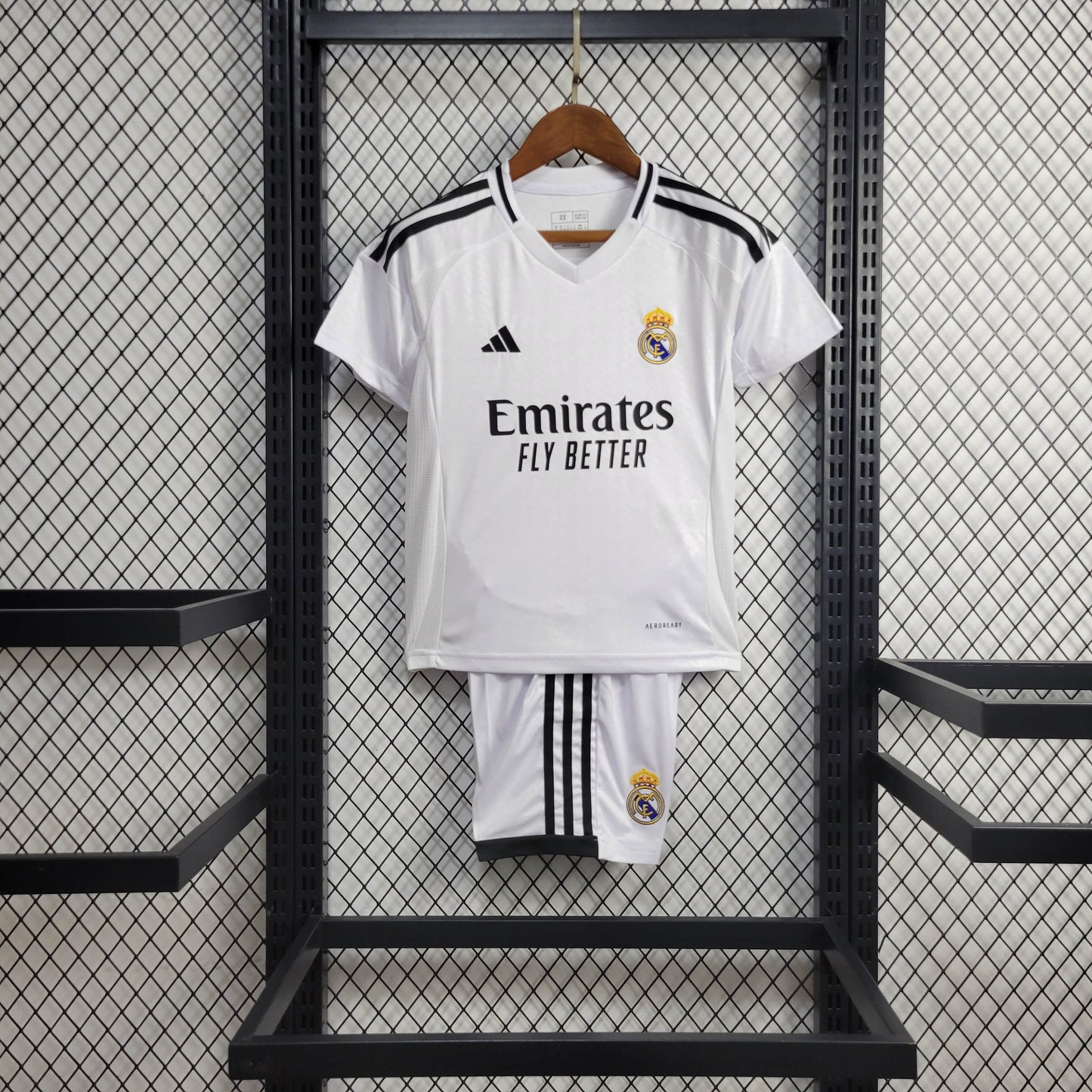 Kit Infantil do Real Madrid Titular 2024/2025