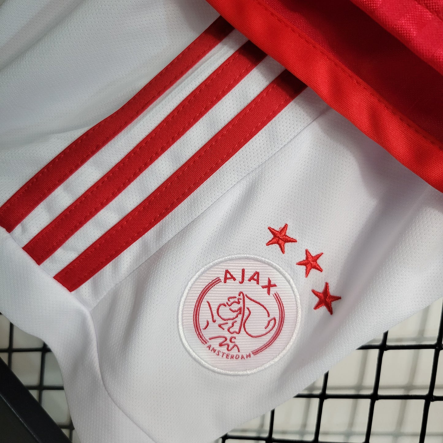 Kit Infantil do Ajax Titular 2023/2024