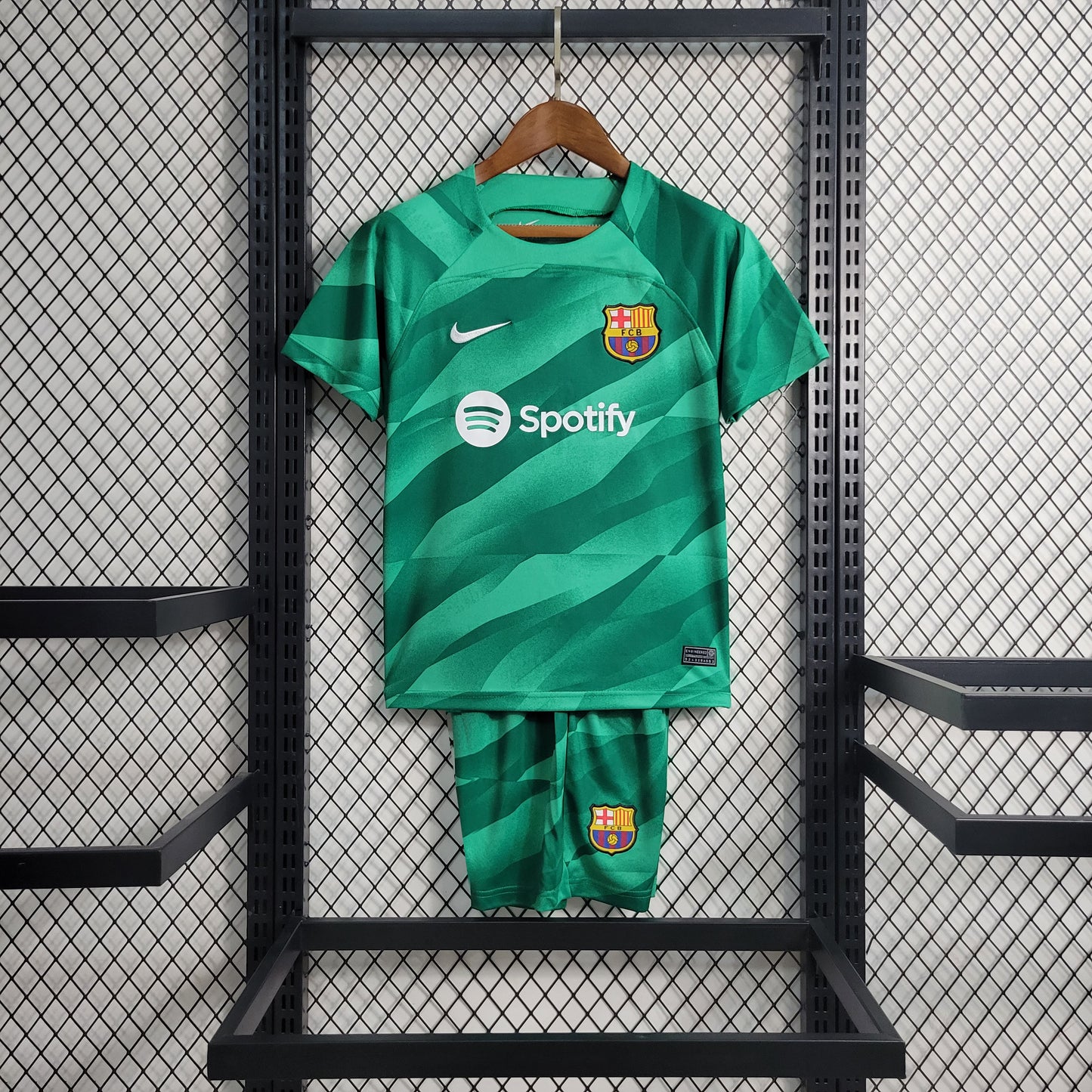 Kit Infantil do Barcelona Goleiro Green 2023/2024