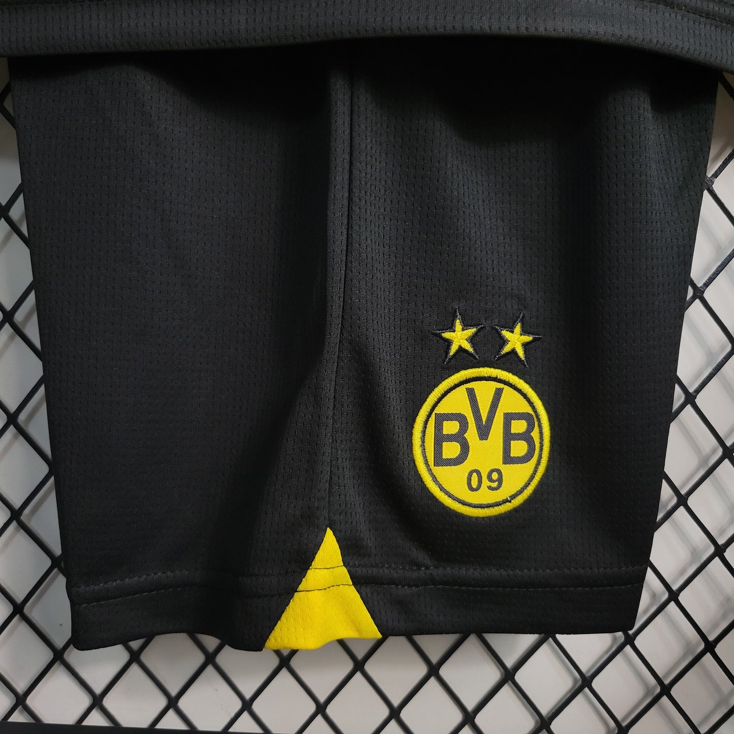 Kit Infantil do Borussia Dortmund Titular 2023/2024