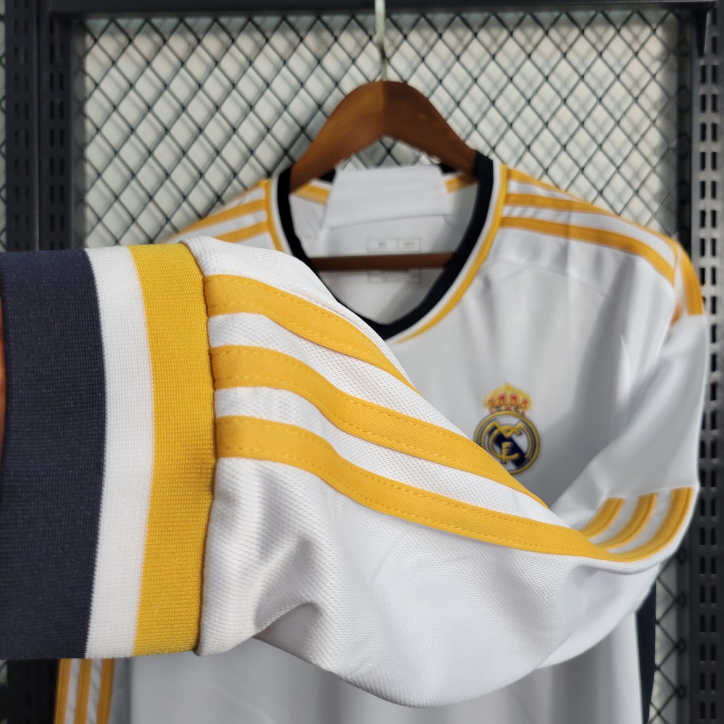 Camisa Manga Longa do Real Madrid Titular 2023/2024