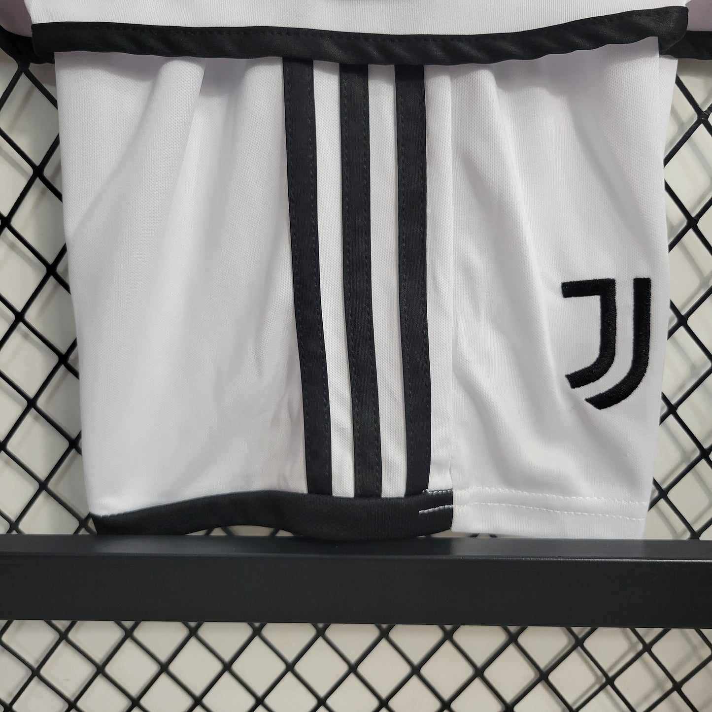 Kit Infantil do Juventus Reserva 2023/2024