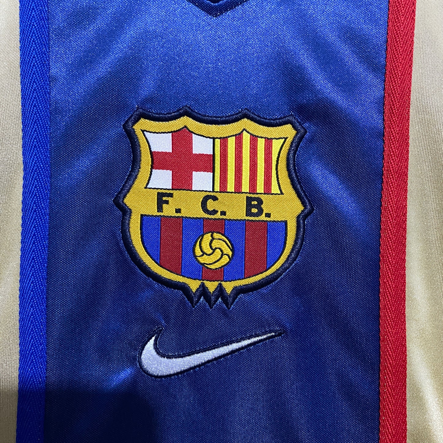 Camisa Retrô do Barcelona Reserva 2002