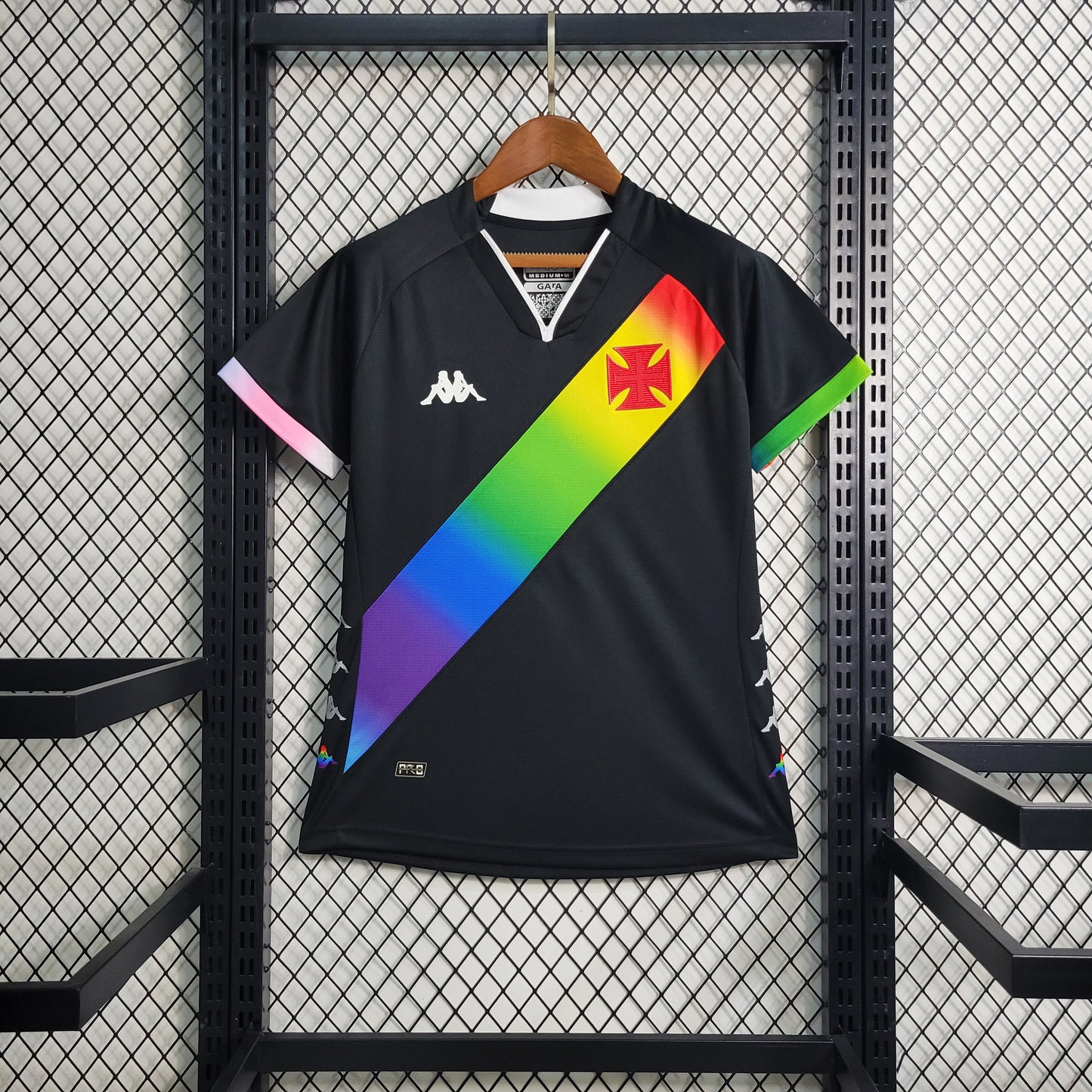 Camisa Feminina do Vasco LGBTQIAPN+ 2023