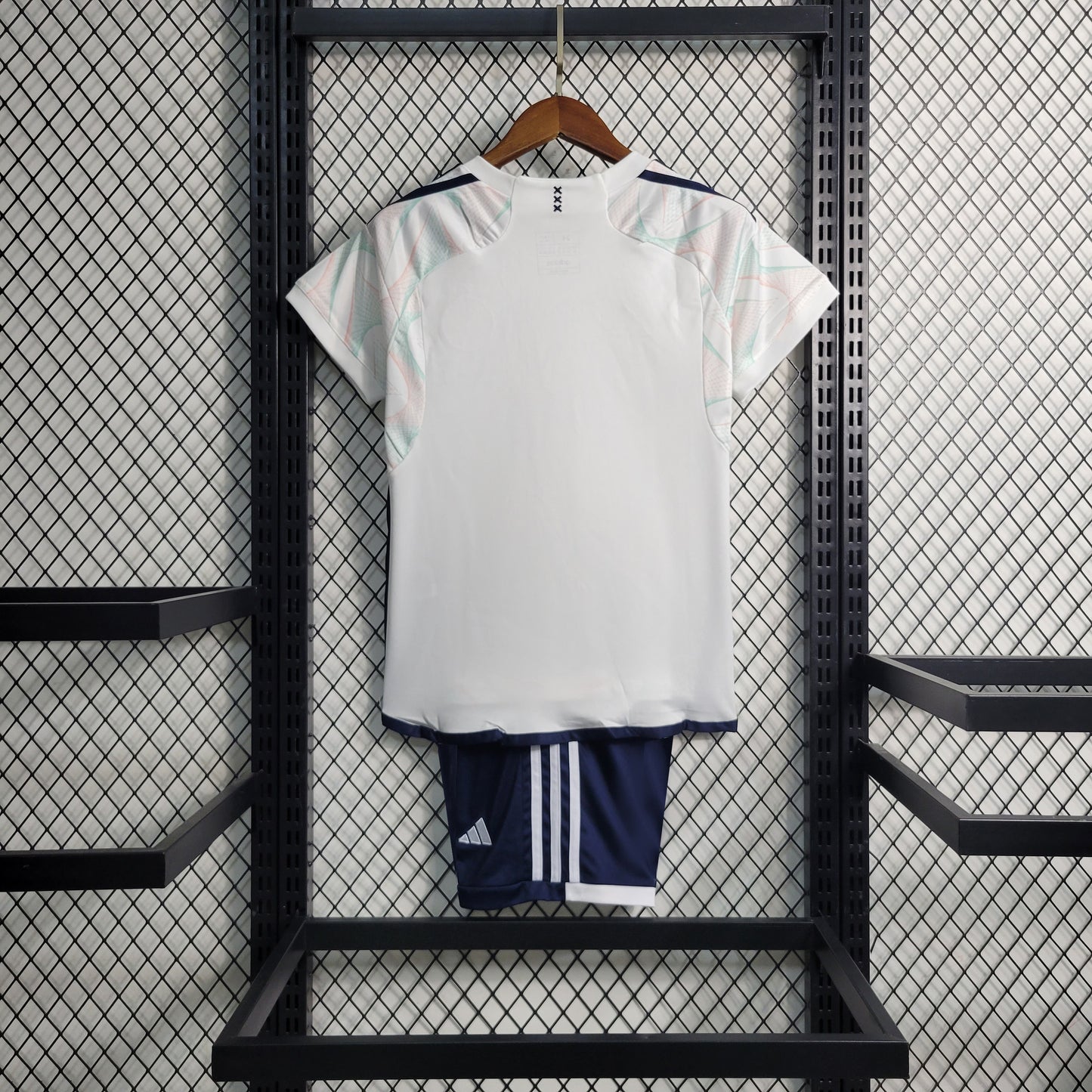 Kit Infantil do Ajax Reserva 2023/2024