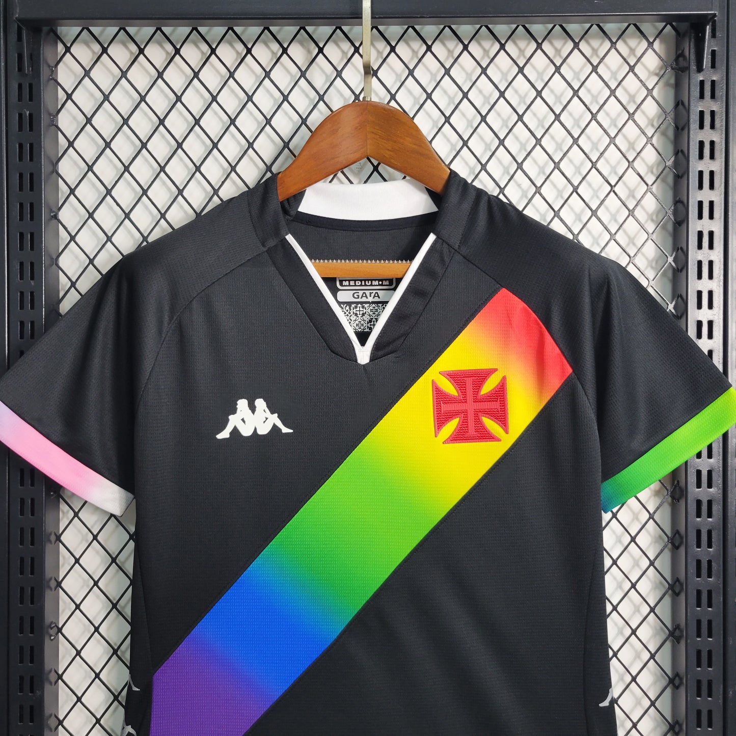 Camisa Feminina do Vasco LGBTQIAPN+ 2023