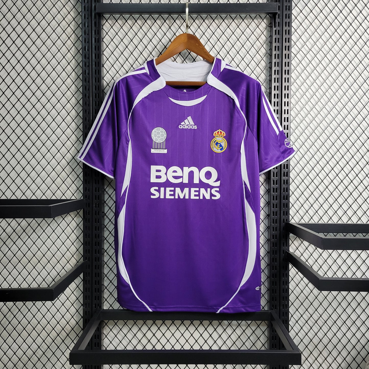 Camisa Retrô do Real Madrid Third 2006