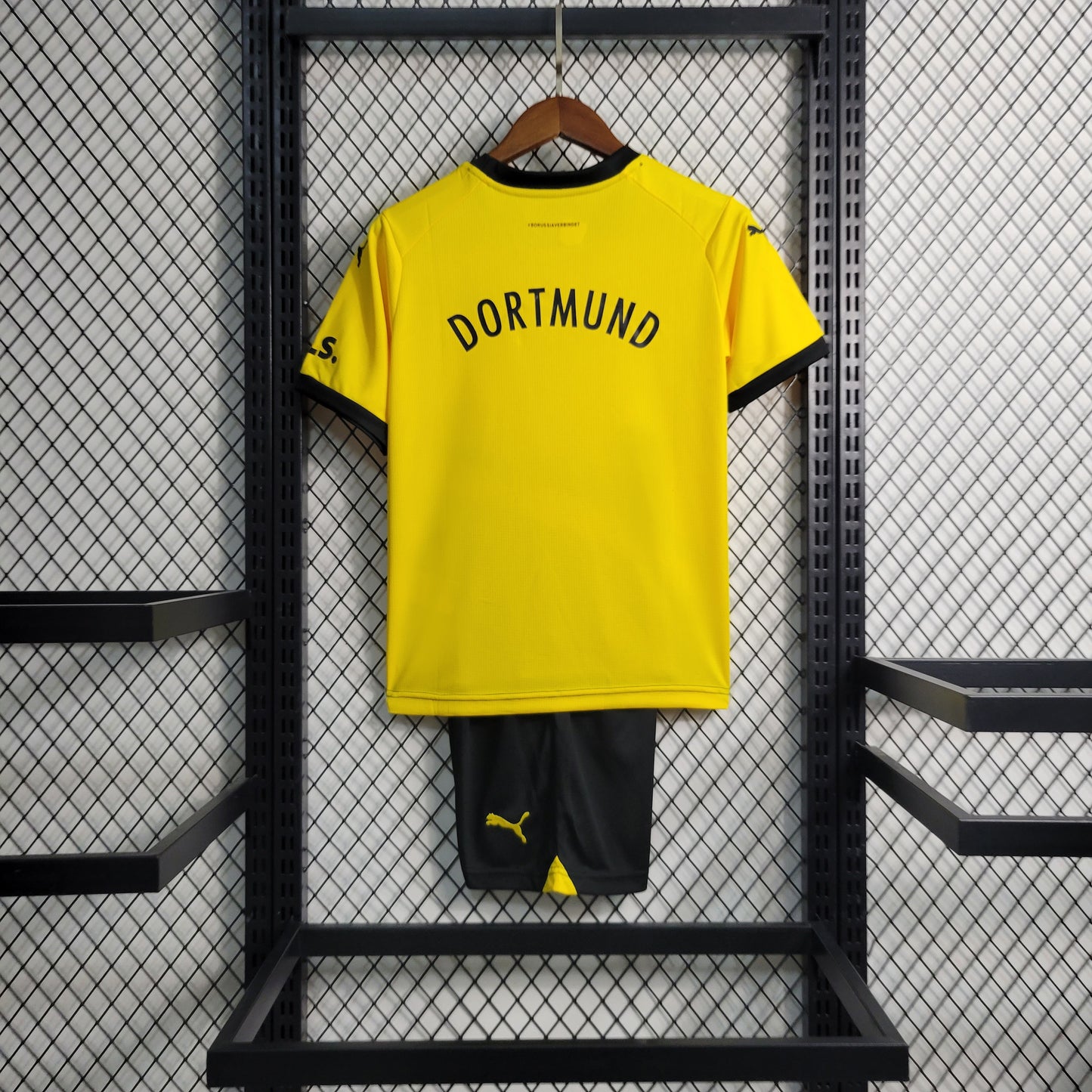 Kit Infantil do Borussia Dortmund Titular 2023/2024