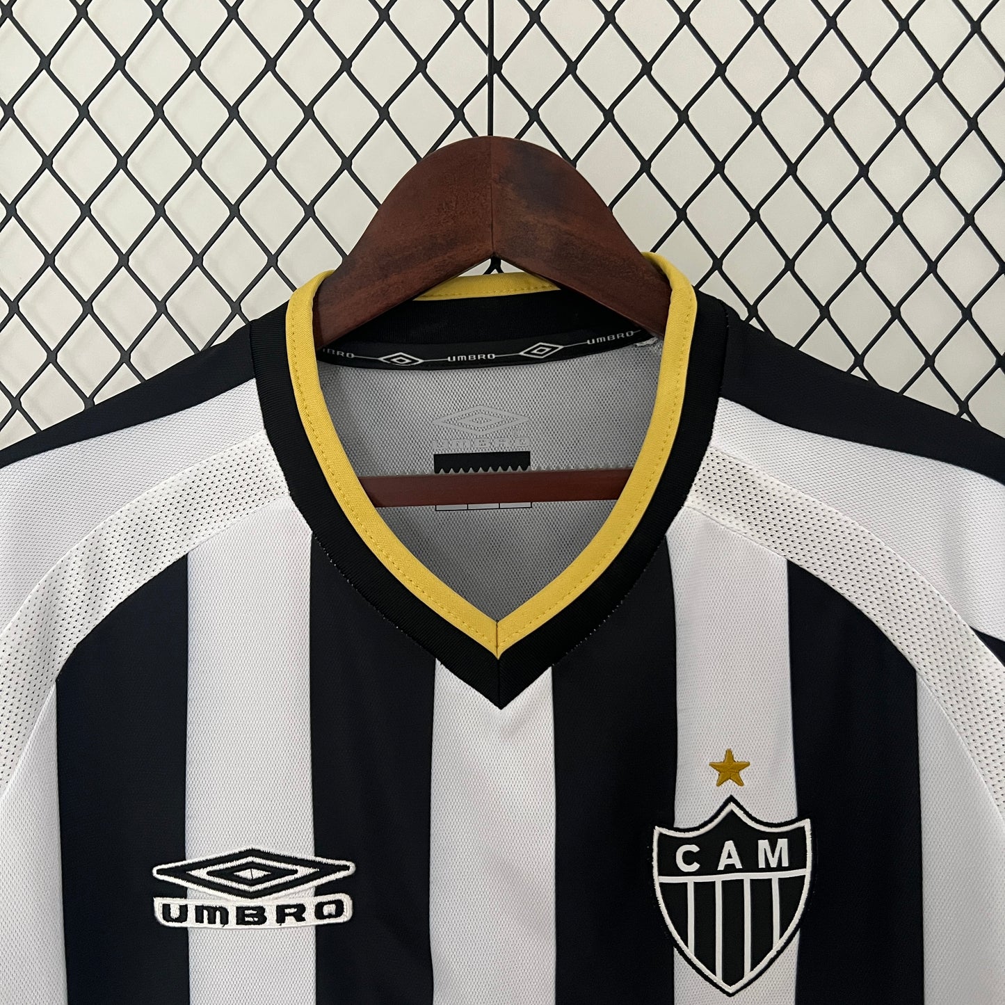 Camisa Retrô do Atlético Mineiro 2003