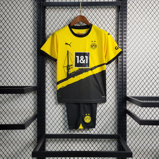 Kit Infantil do Borussia Dortmund Titular 2023/2024