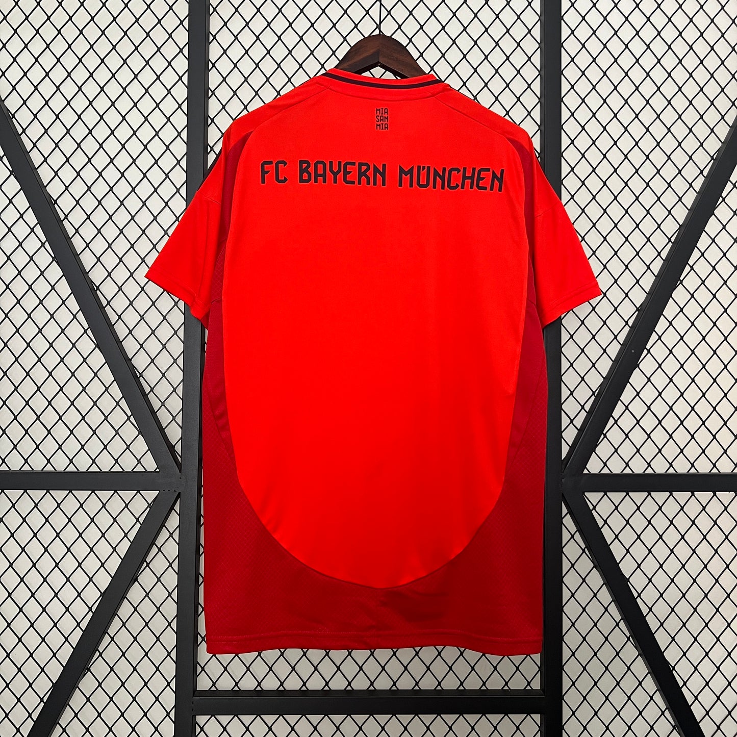 Camisa do Bayern de Munique Titular 2024/2025