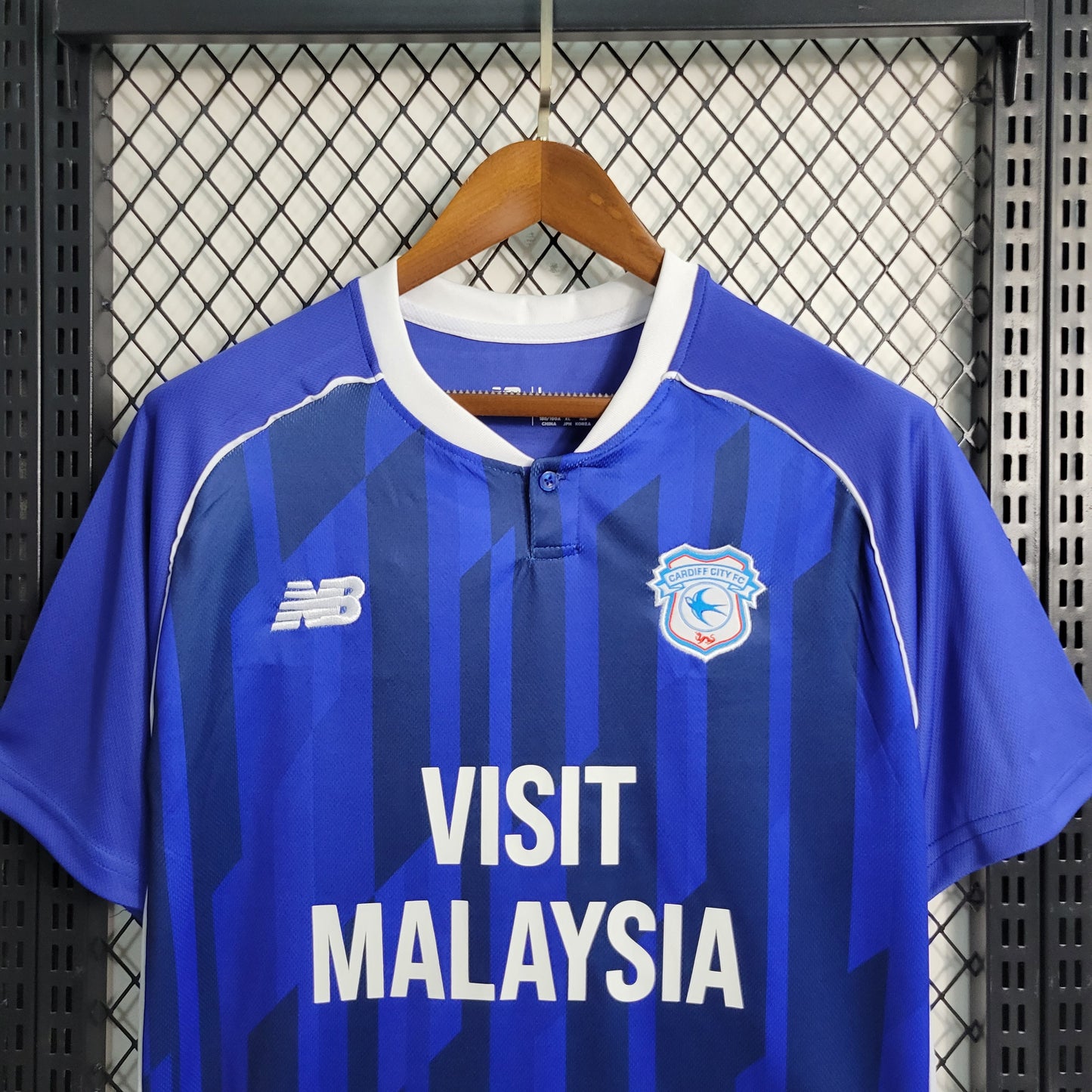 Camisa do Cardiff City Titular 2023/2024