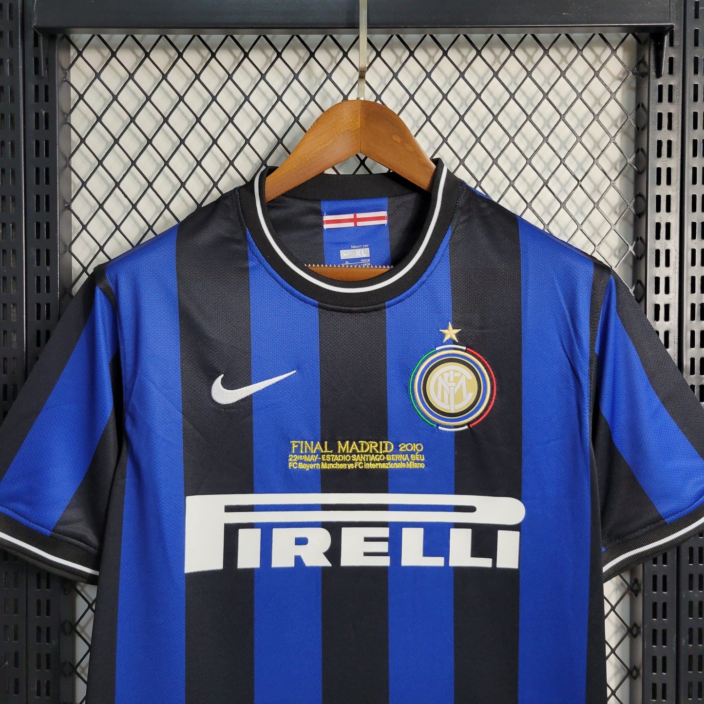 Camisa Retrô da Inter de Milão Titular 2009/2010