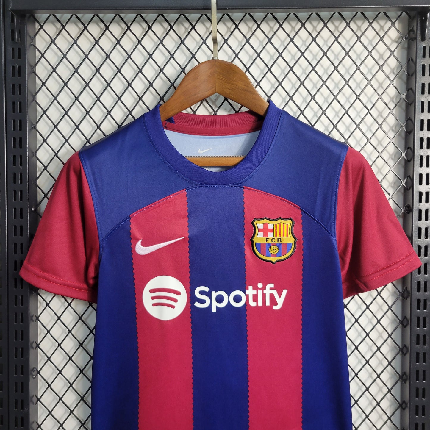 Kit Infantil do Barcelona Titular 2023/2024