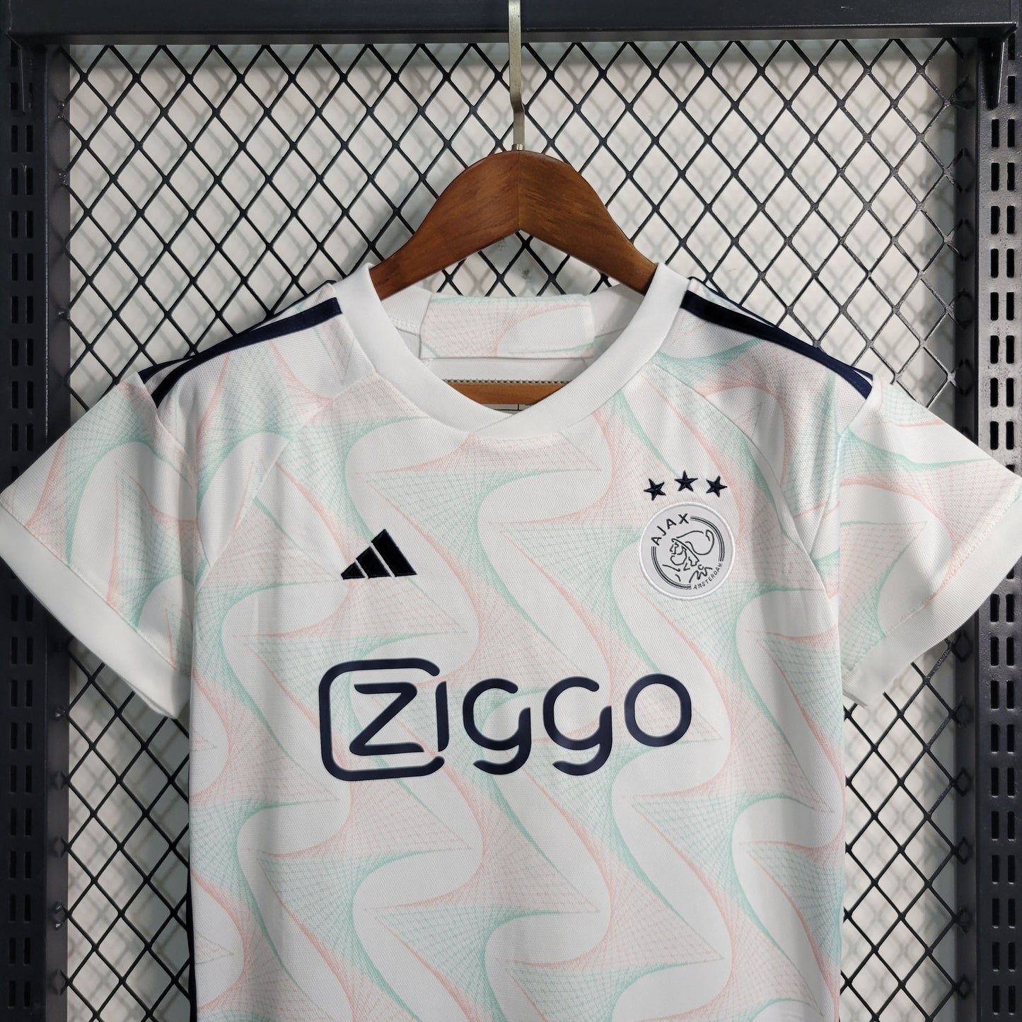 Kit Infantil do Ajax Reserva 2023/2024