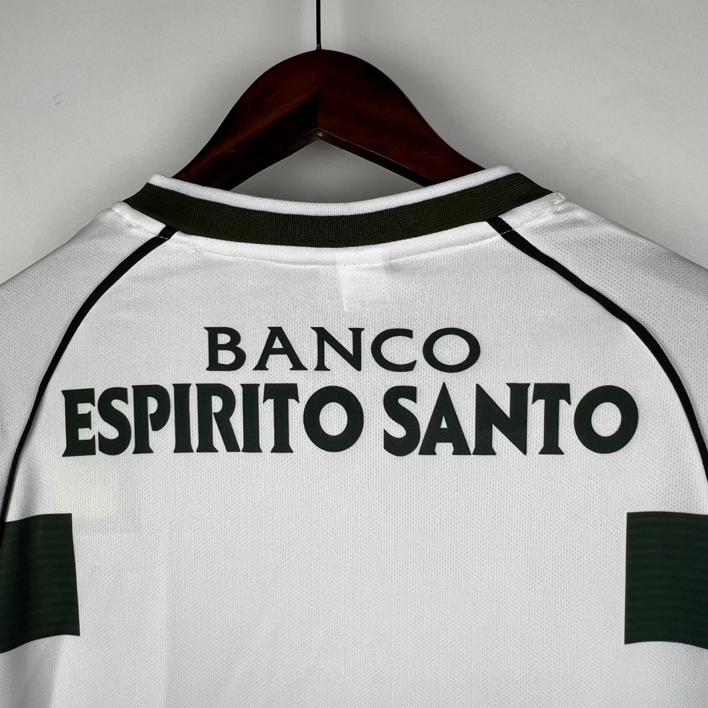 Camisa Manga Longa Retrô do Sporting CP Titular 2001/2003