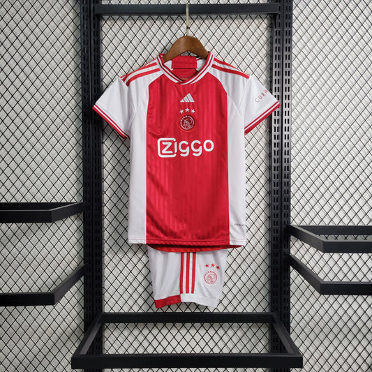 Kit Infantil do Ajax Titular 2023/2024