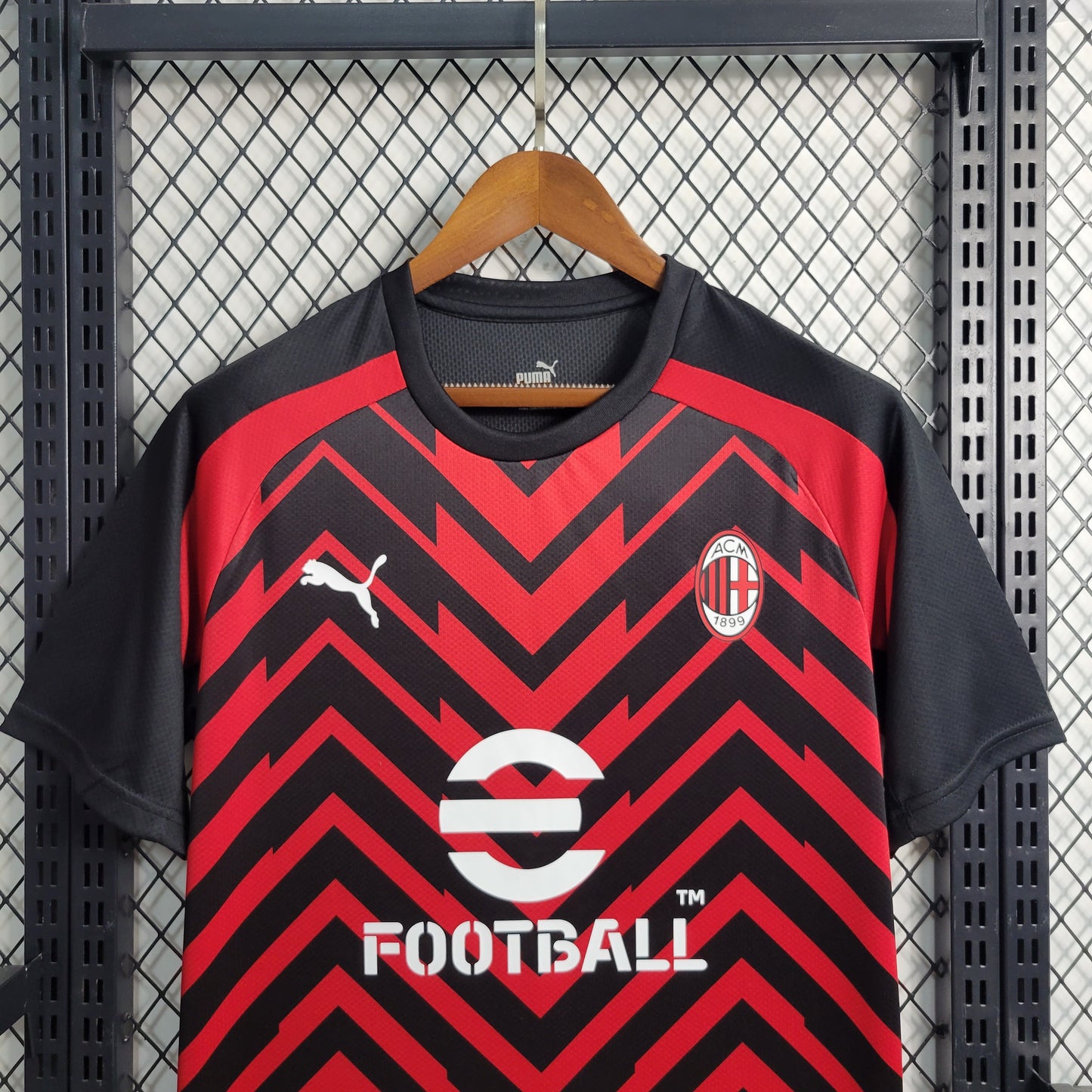 Camisa do Milan Pré-Jogo 2023/2024