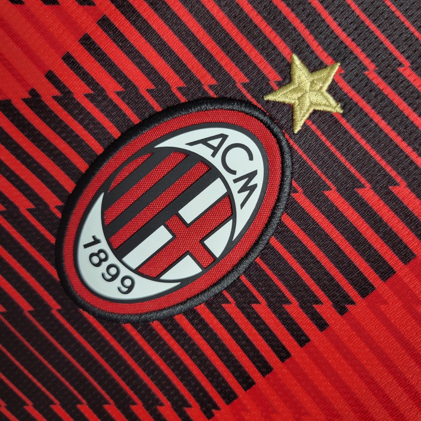 Camisa do Milan Titular 2023/2024