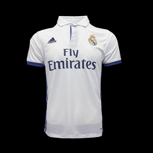 Camisa Retrô do Real Madrid 2016