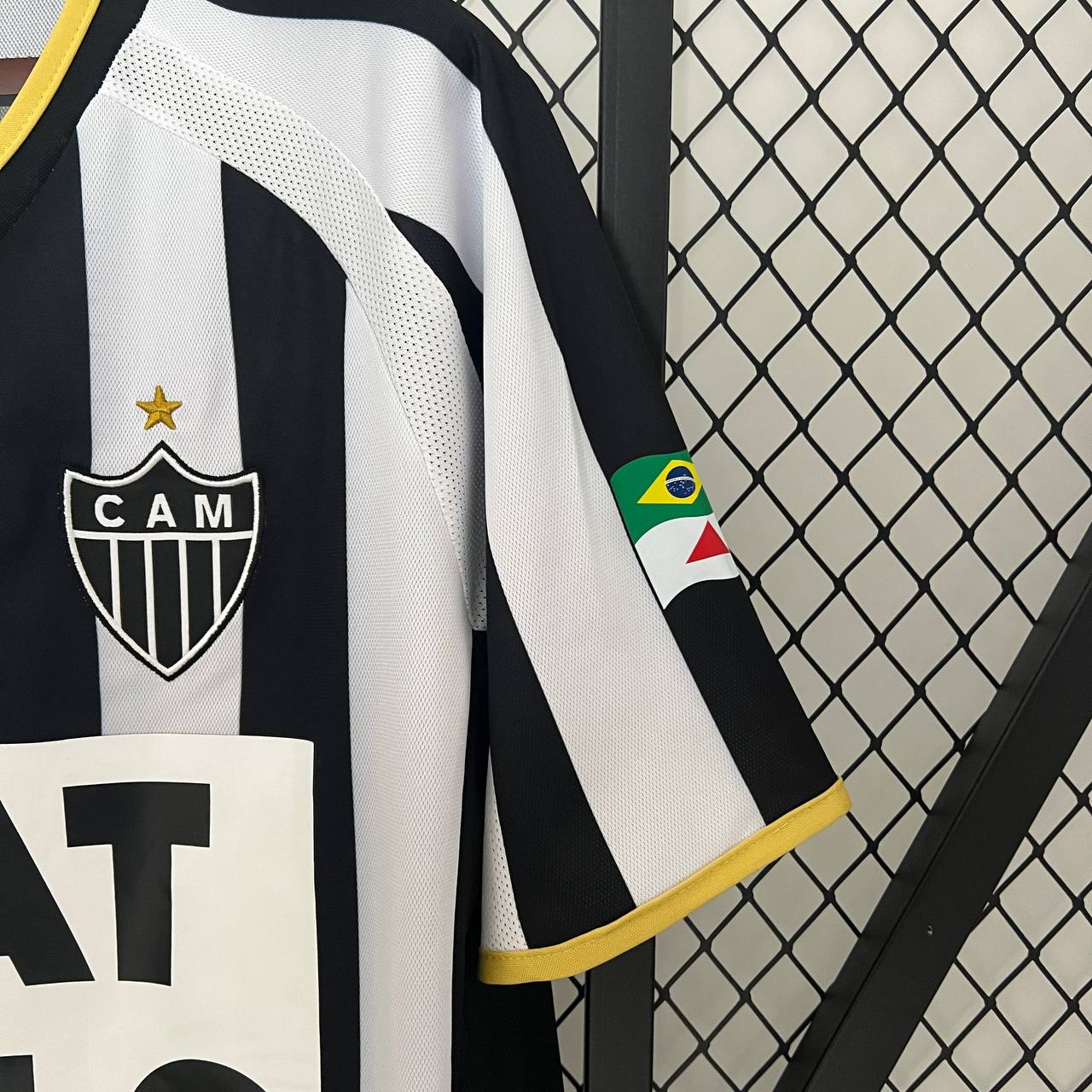 Camisa Retrô do Atlético Mineiro 2003