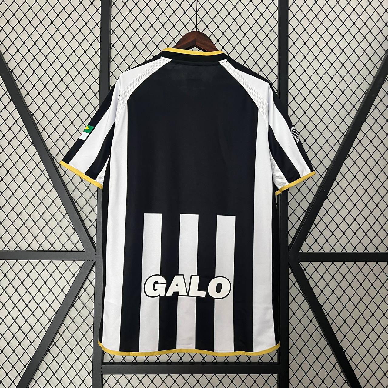 Camisa Retrô do Atlético Mineiro 2003