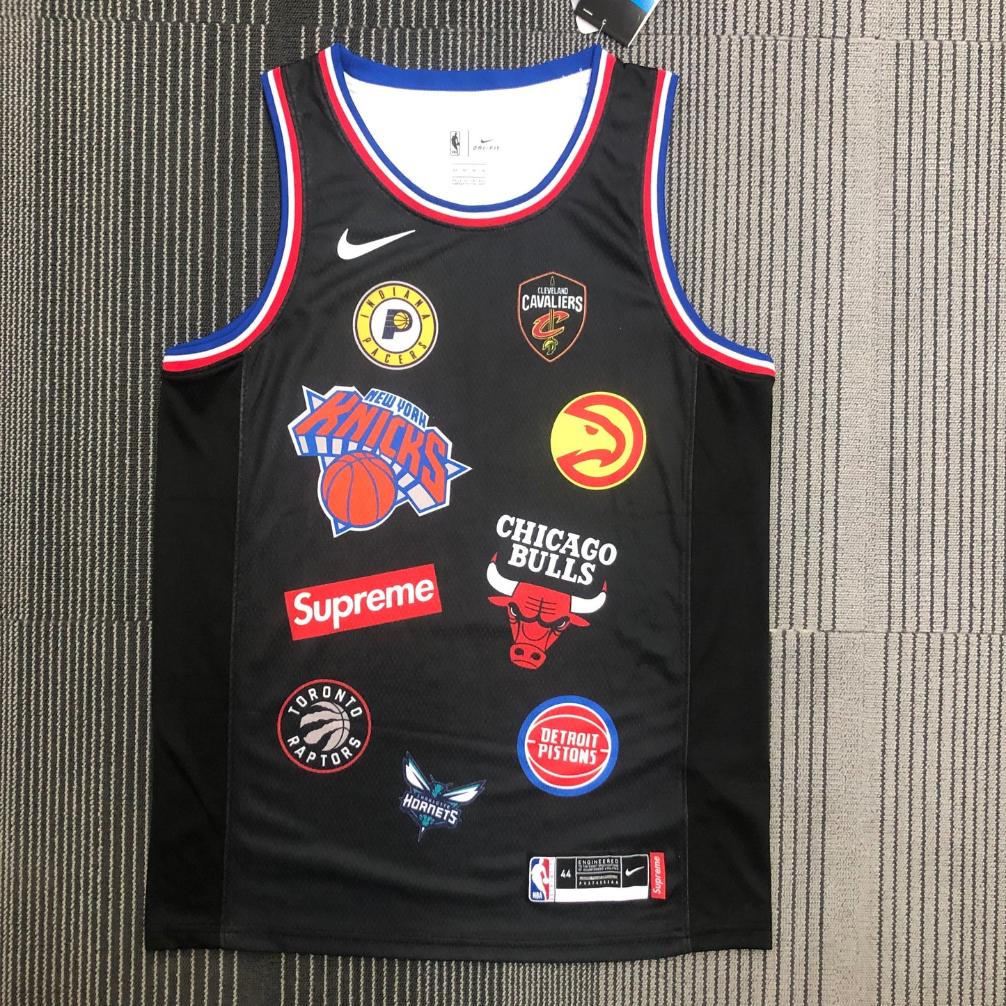 Camisa NBA Supreme x Nike Black