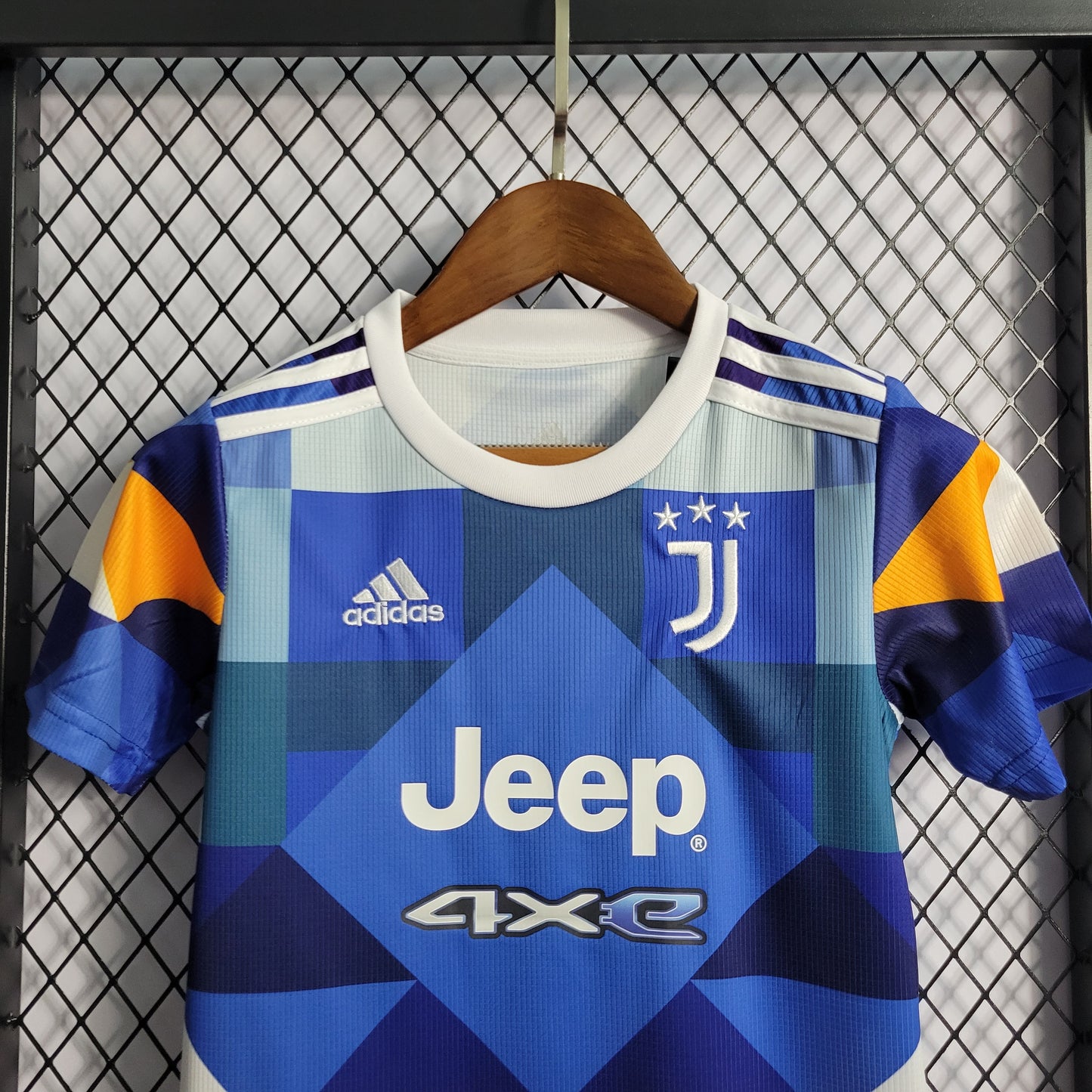 Kit Infantil da Juventus Quad 2022/2023