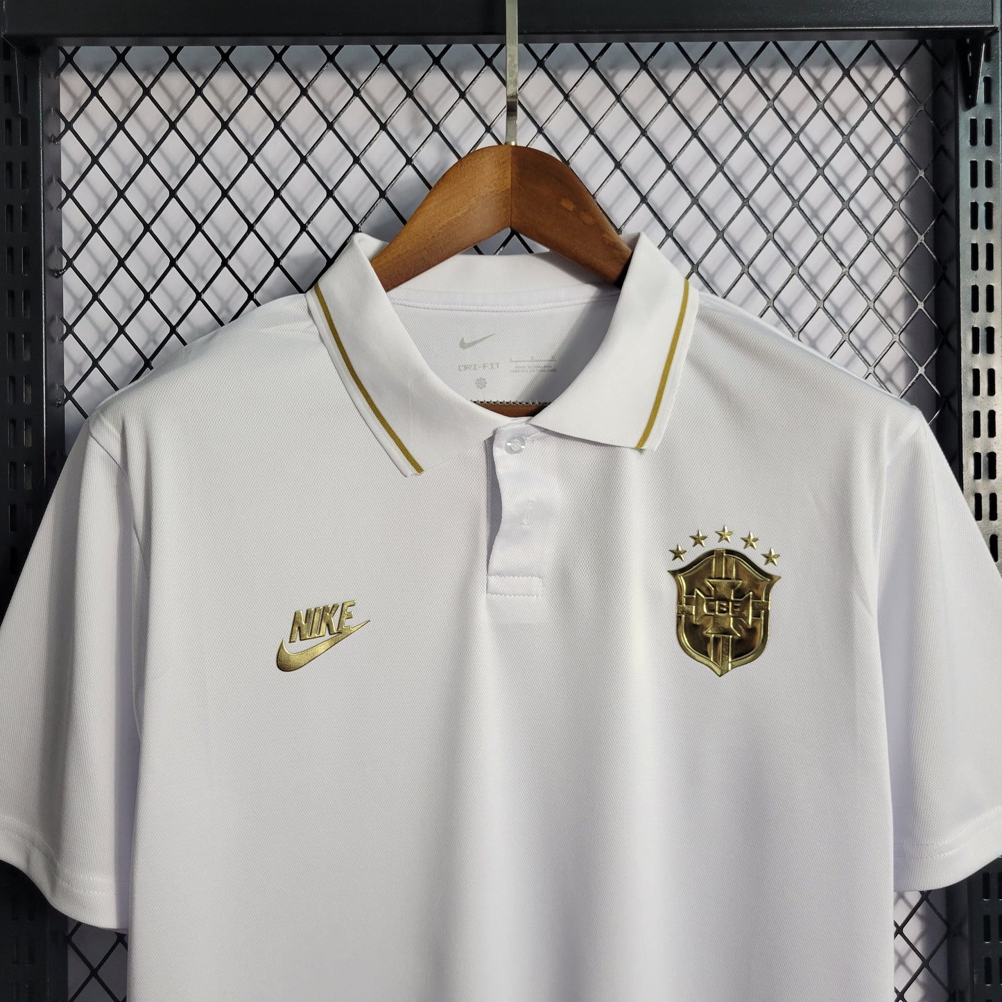 Camisa do Brasil Polo Gold 2022/2023