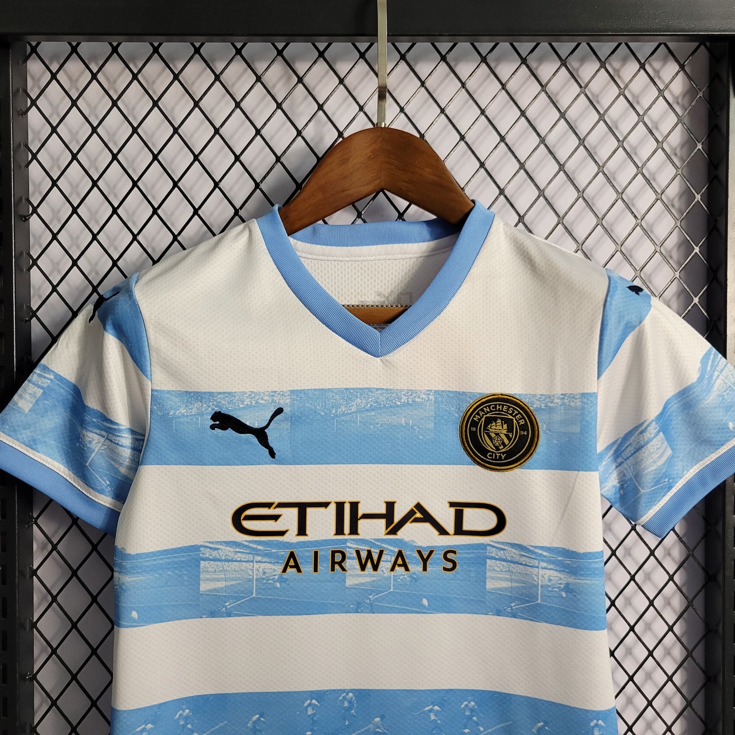 Kit Infantil do Manchester City Edição Especial 2022/2023