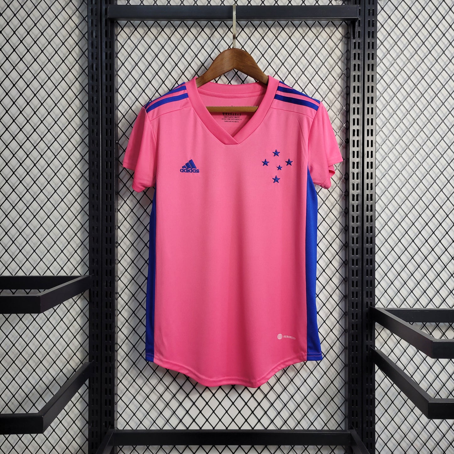 Camisa Feminina do Cruzeiro Outubro Rosa 2022