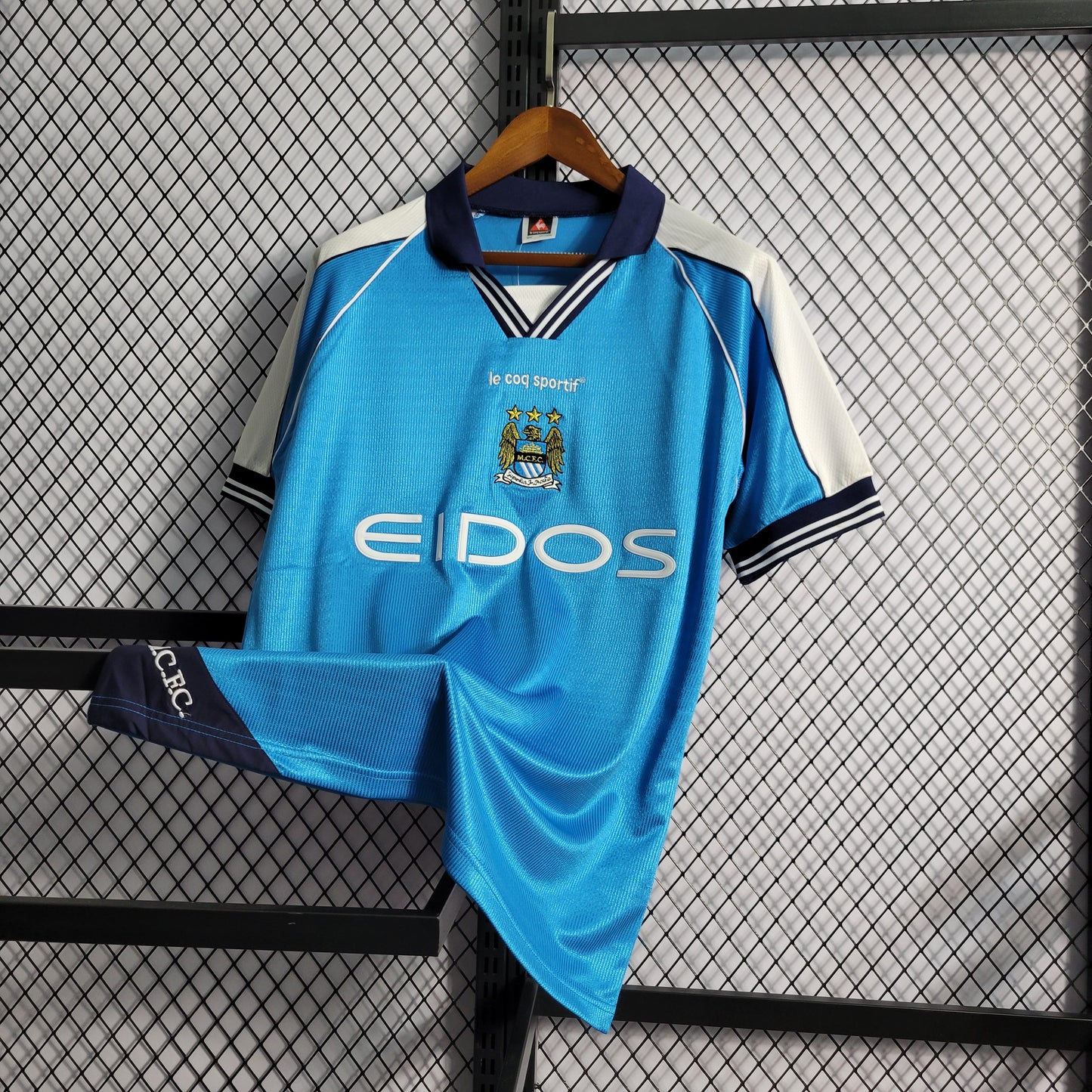 Camisa Retrô do Manchester City Titular 1999/2001