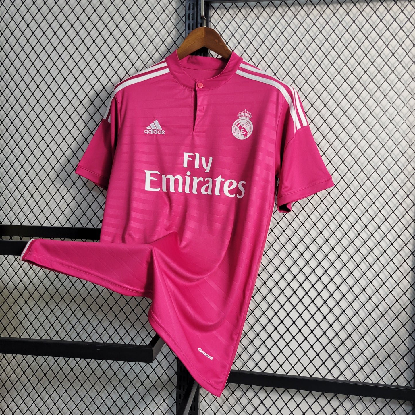 Camisa Retrô do Real Madrid ( Rosa) 2014/2015