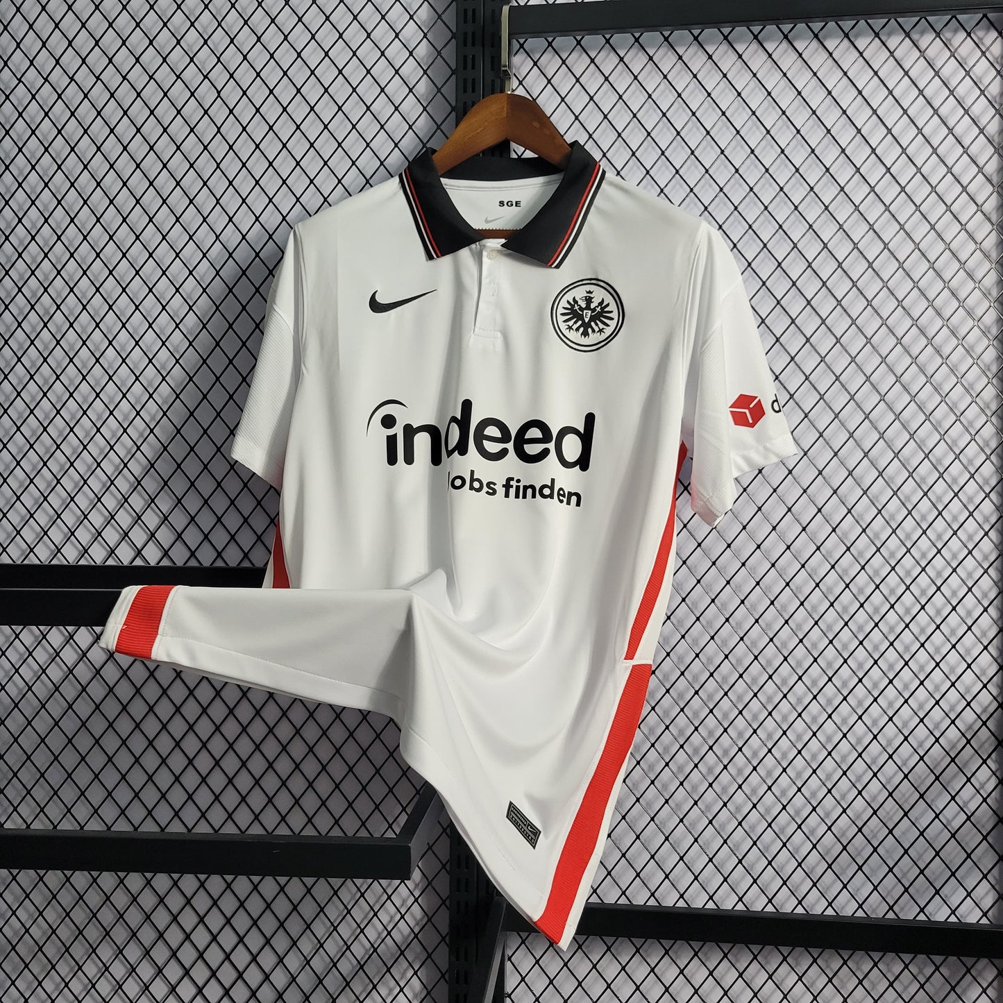 Camisa do Frankfurt Reserva 2021/2022