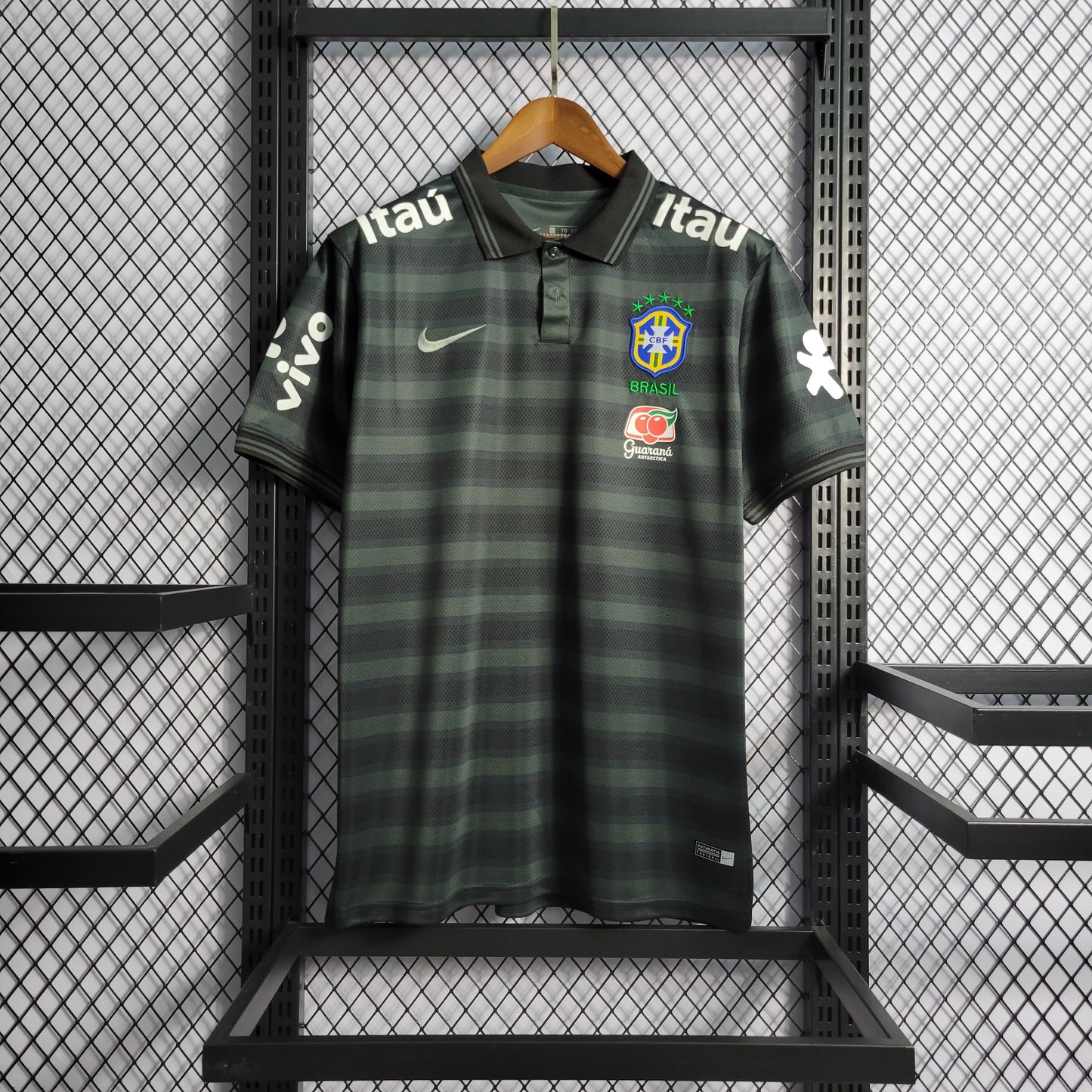 Camisa do Brasil Polo Black Stripe 2022