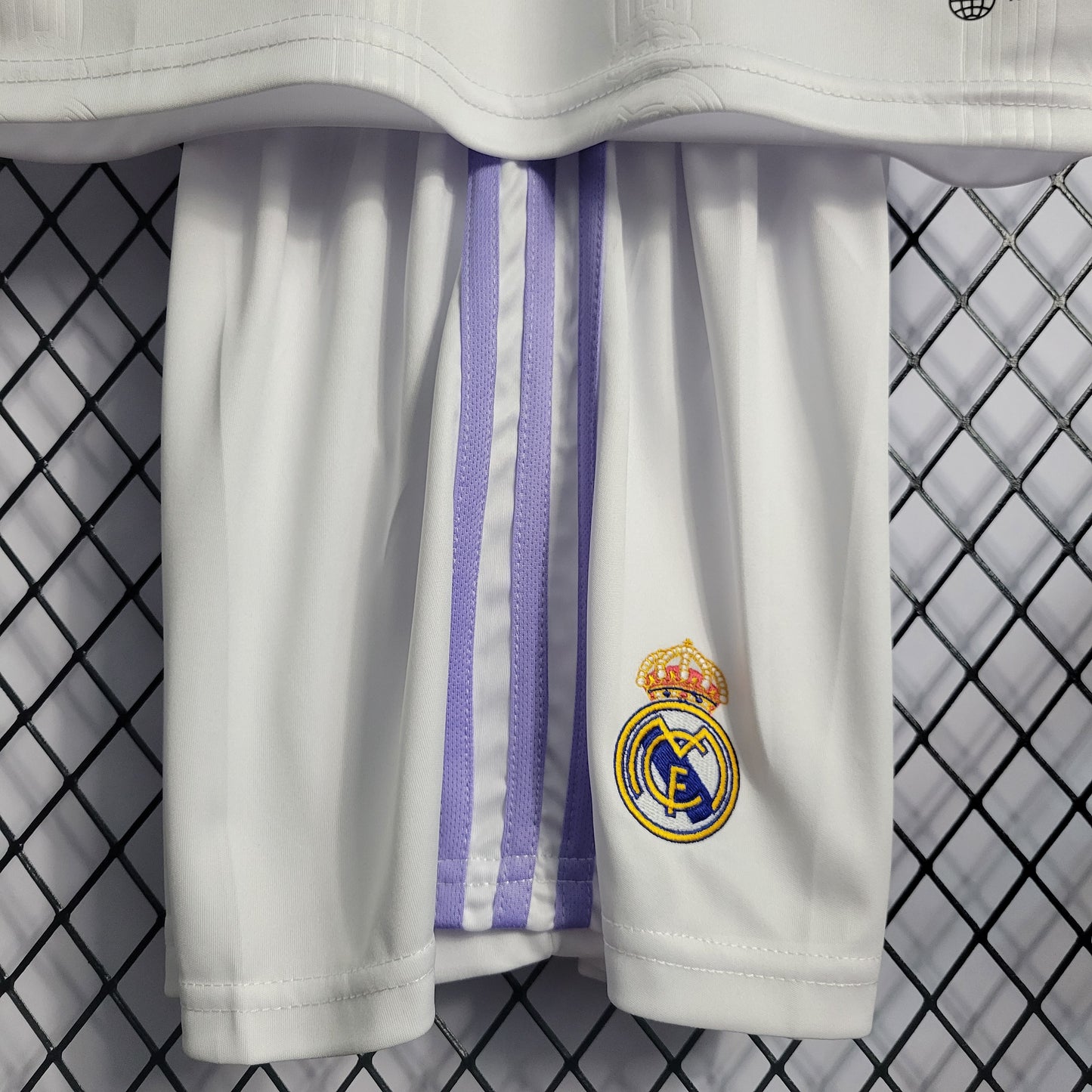 Kit Infantil do Real Madrid Titular 2022/2023