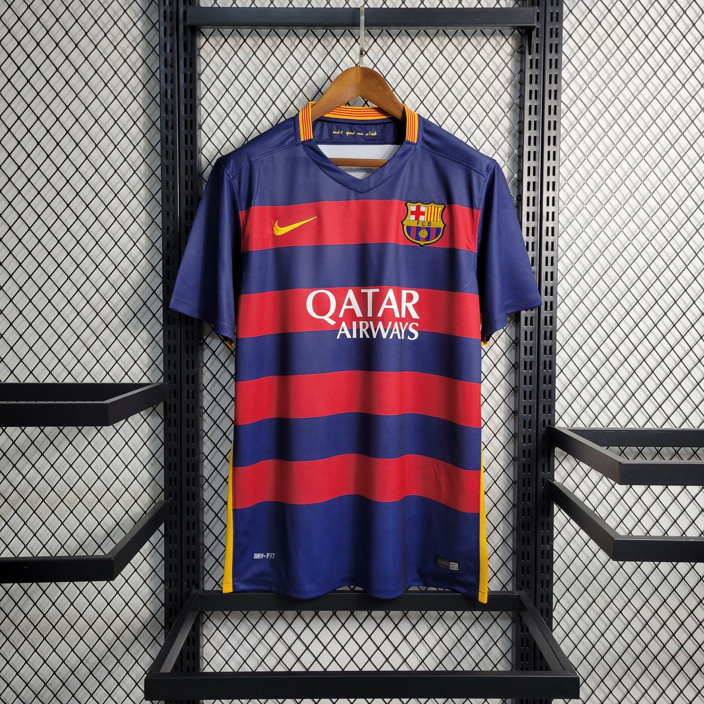 Camisa Retrô do Barcelona Titular 2015/2016