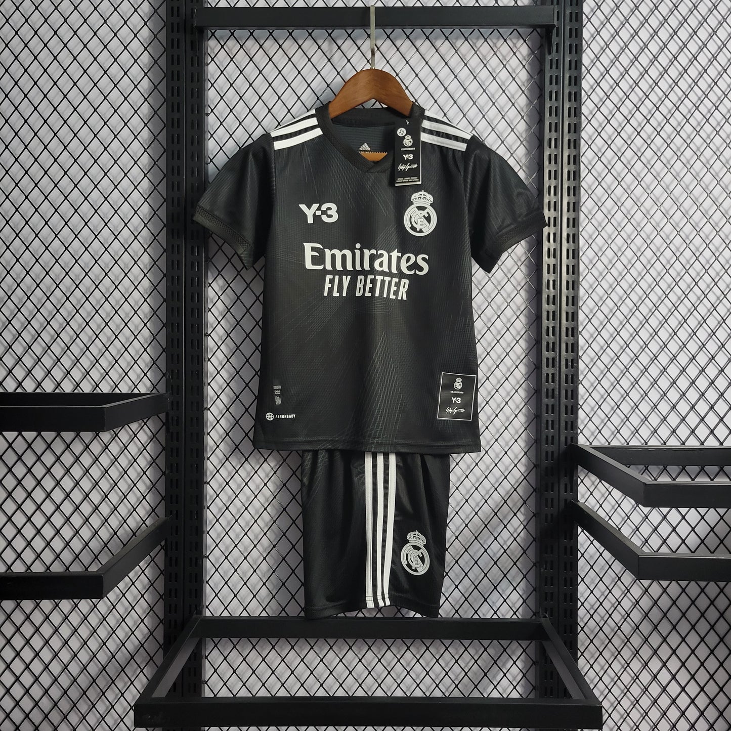 Kit Infantil do Real Madrid Y3 Black 2022/2023