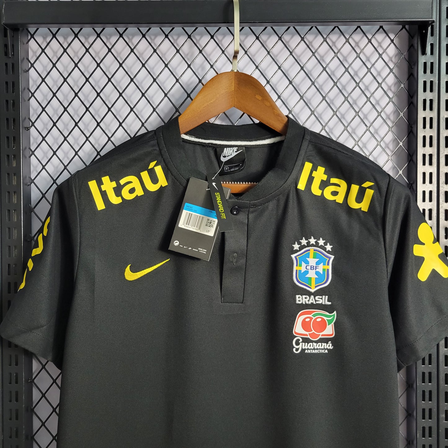 Low Neck Black do Brasil Pré-Jogo 2022