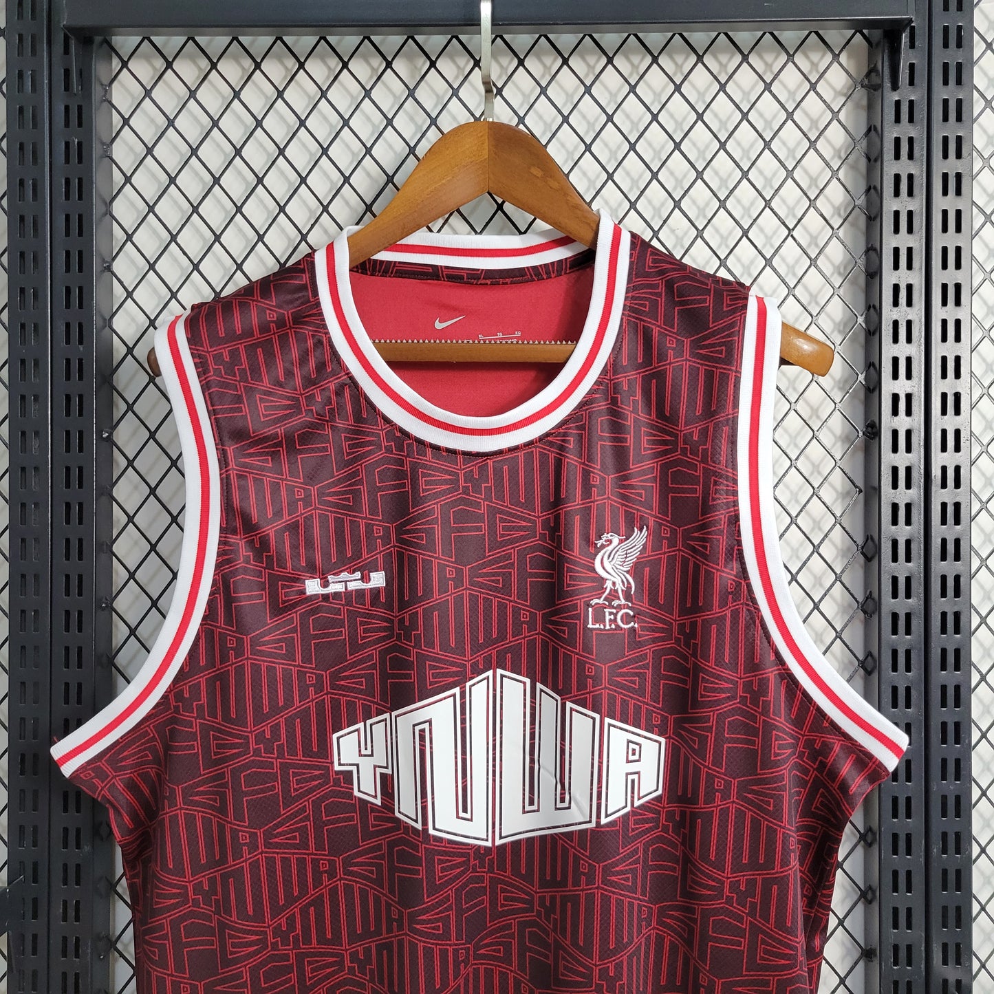 Regata do Liverpool X Lebron James 2023/2024