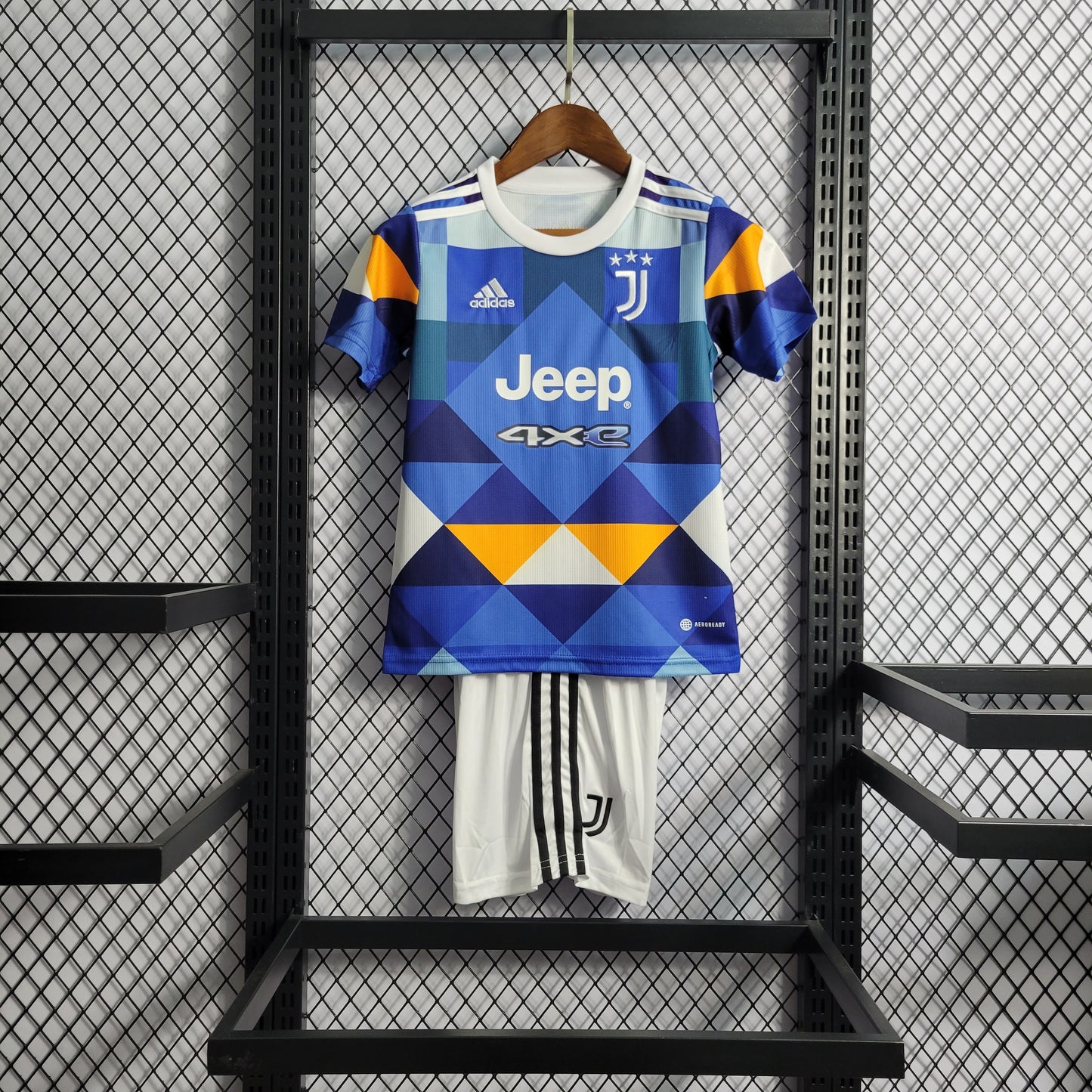 Kit Infantil da Juventus Quad 2022/2023