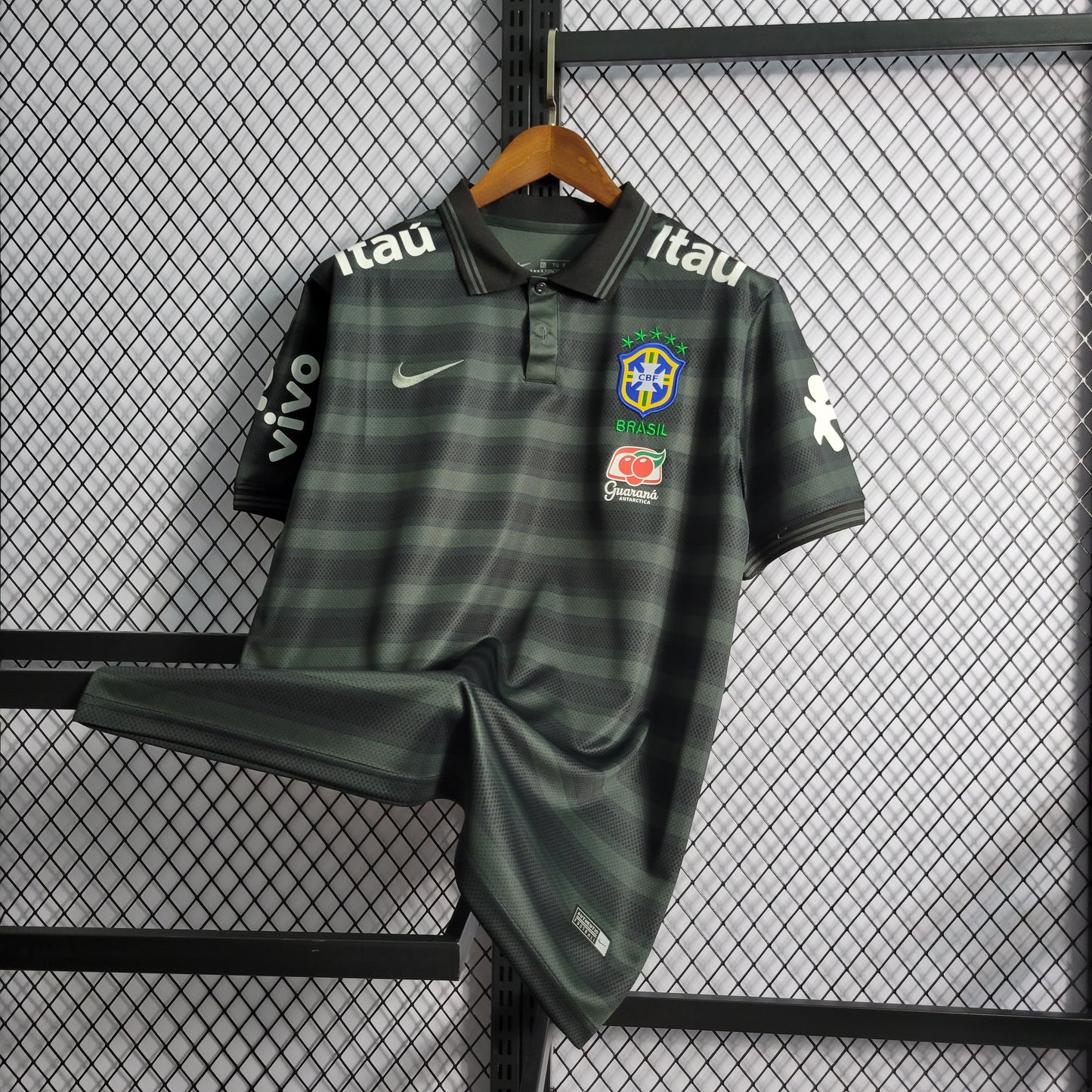 Camisa do Brasil Polo Black Stripe 2022