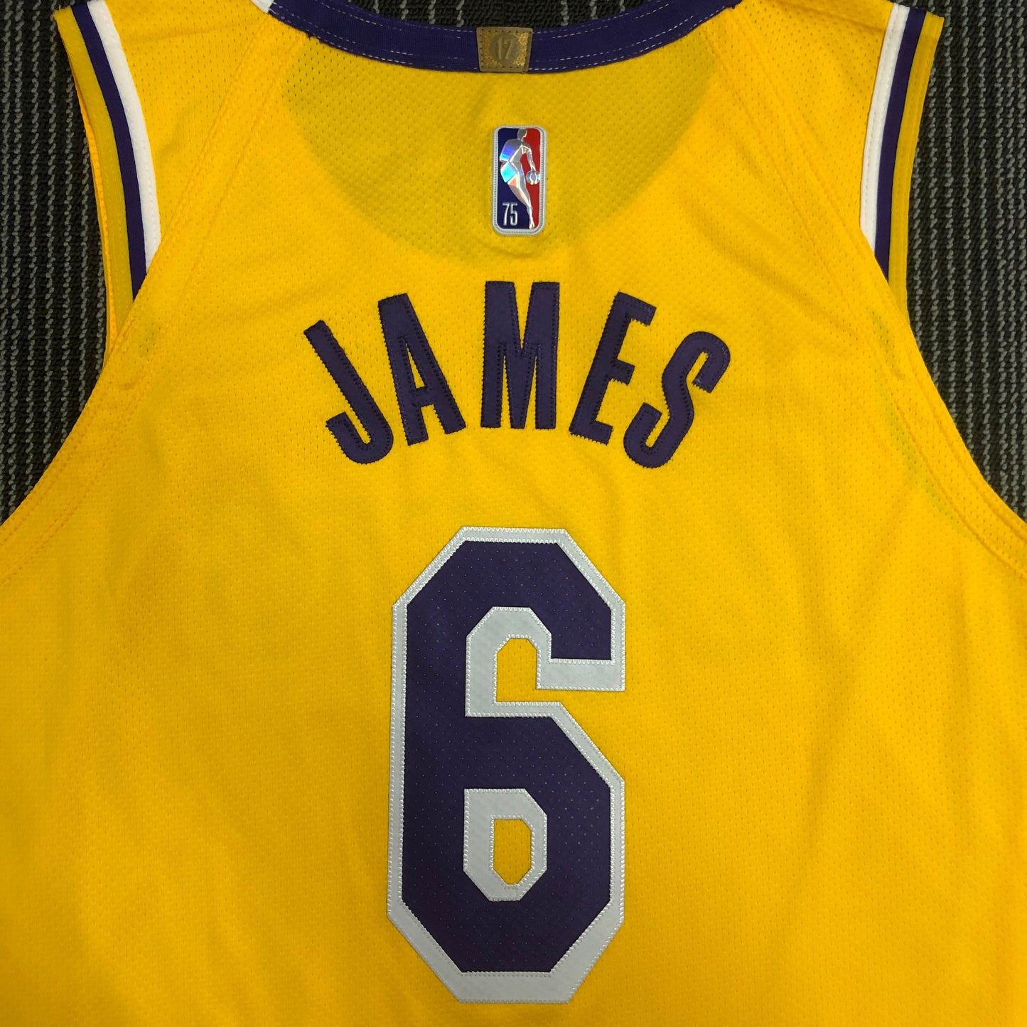 Camisa do Los Angeles Lakers James 6