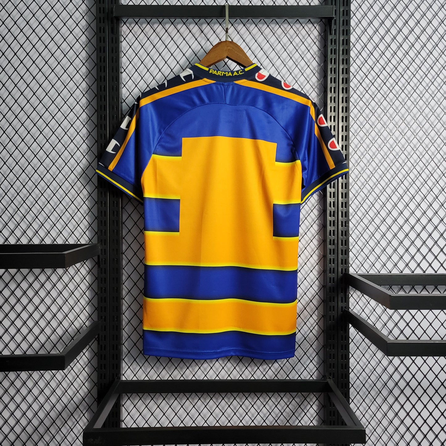 Camisa Retrô do Parma Titular 2001/2002