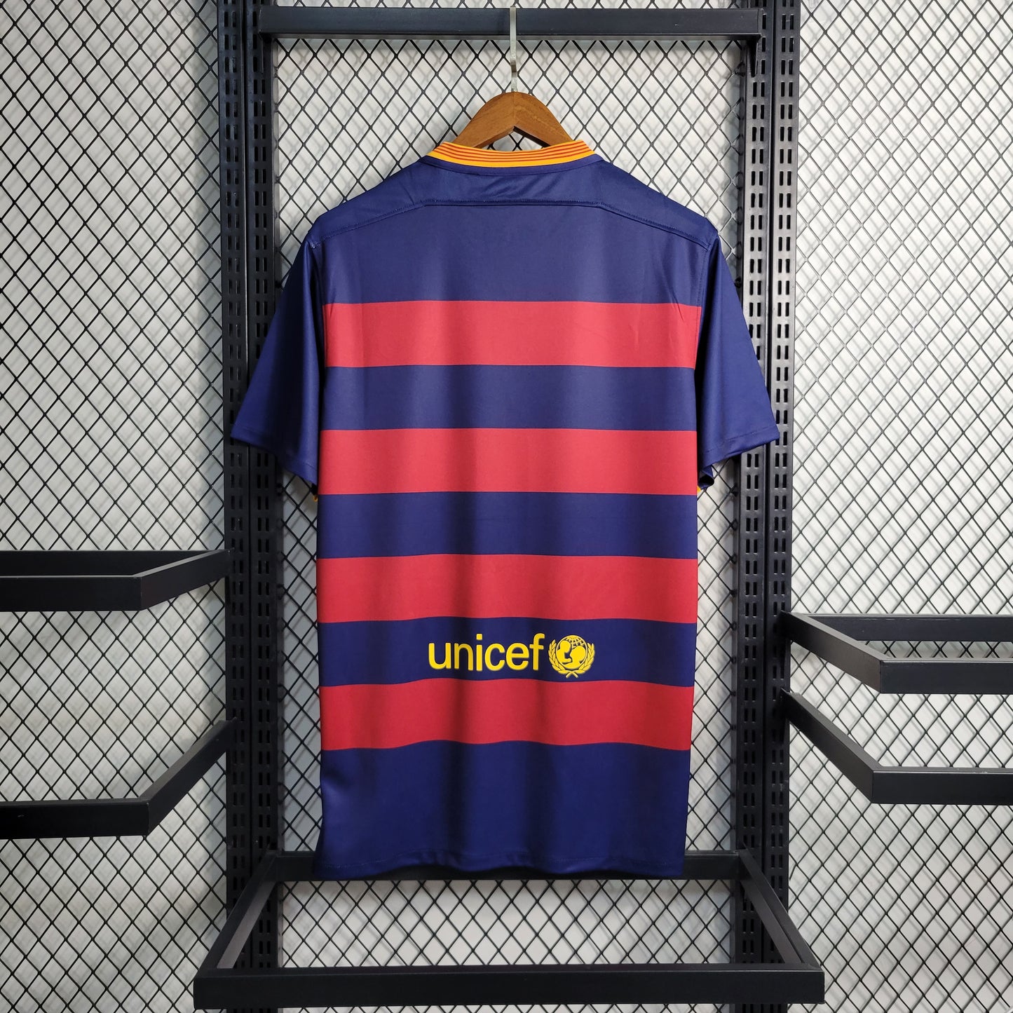 Camisa Retrô do Barcelona Titular 2015/2016