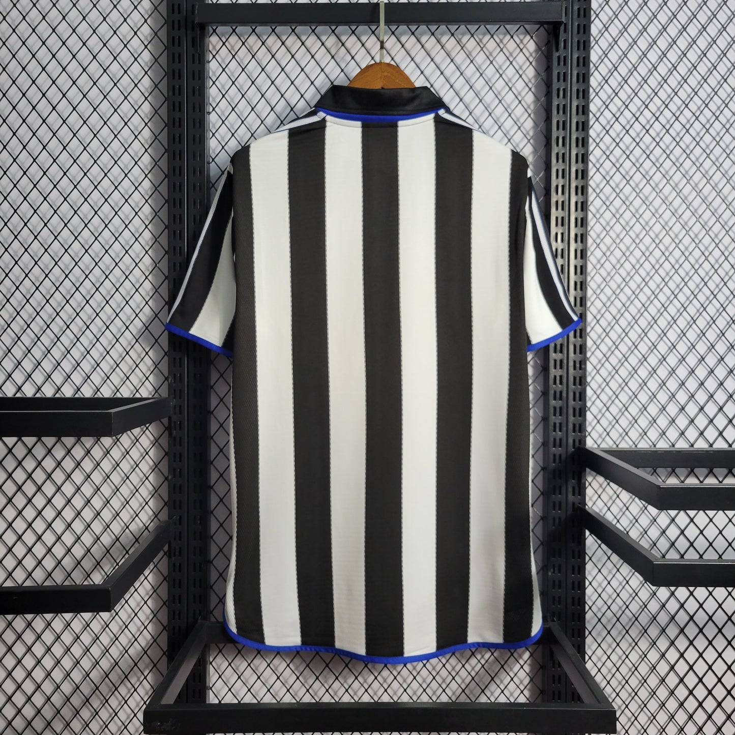 Camisa Retrô do Newcastle Titular 2000/2001