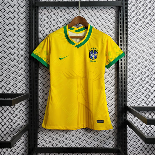 Camisa Feminina do Brasil Concept 2022/2023