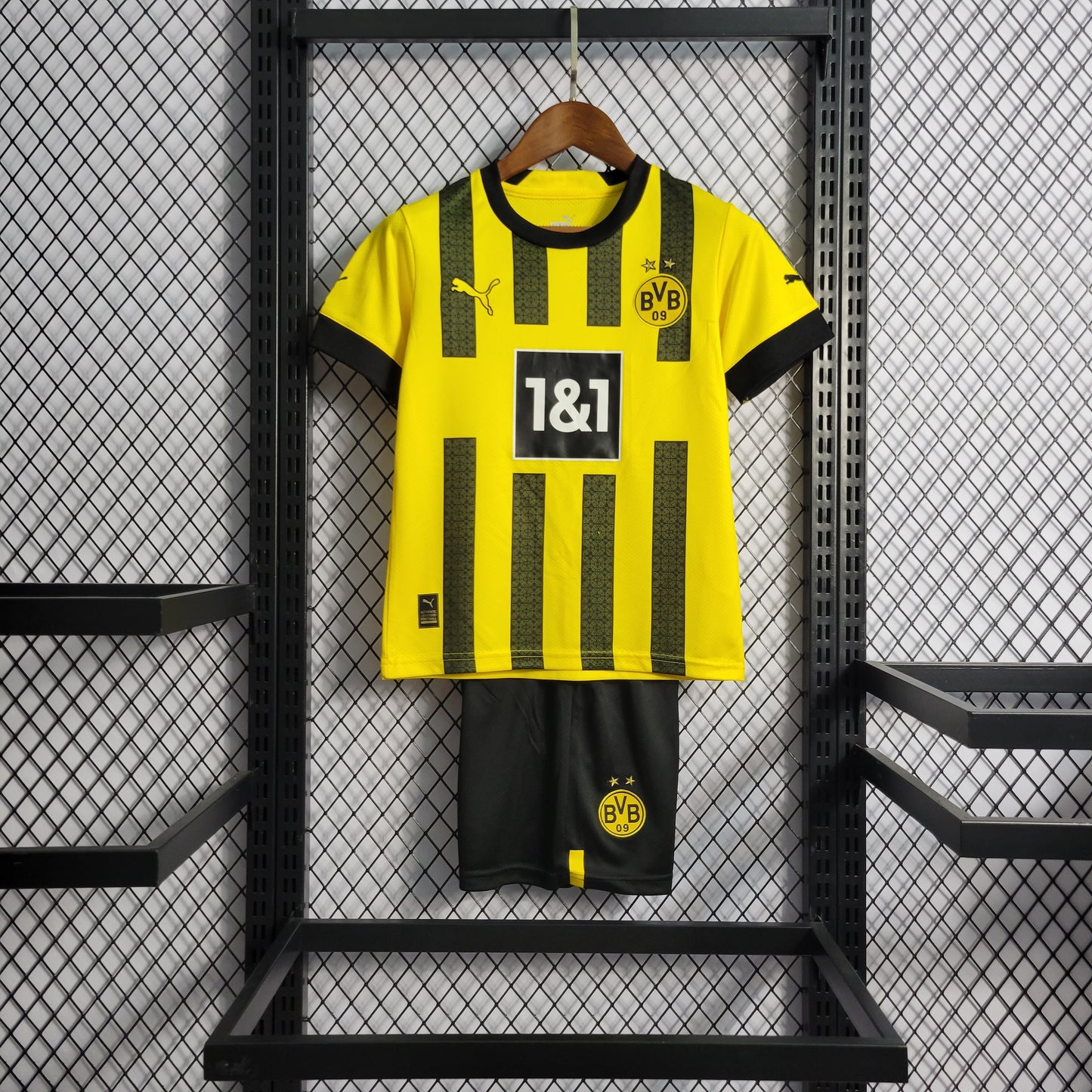 Kit Infantil do Borussia Dortmund Titular 2022/2023